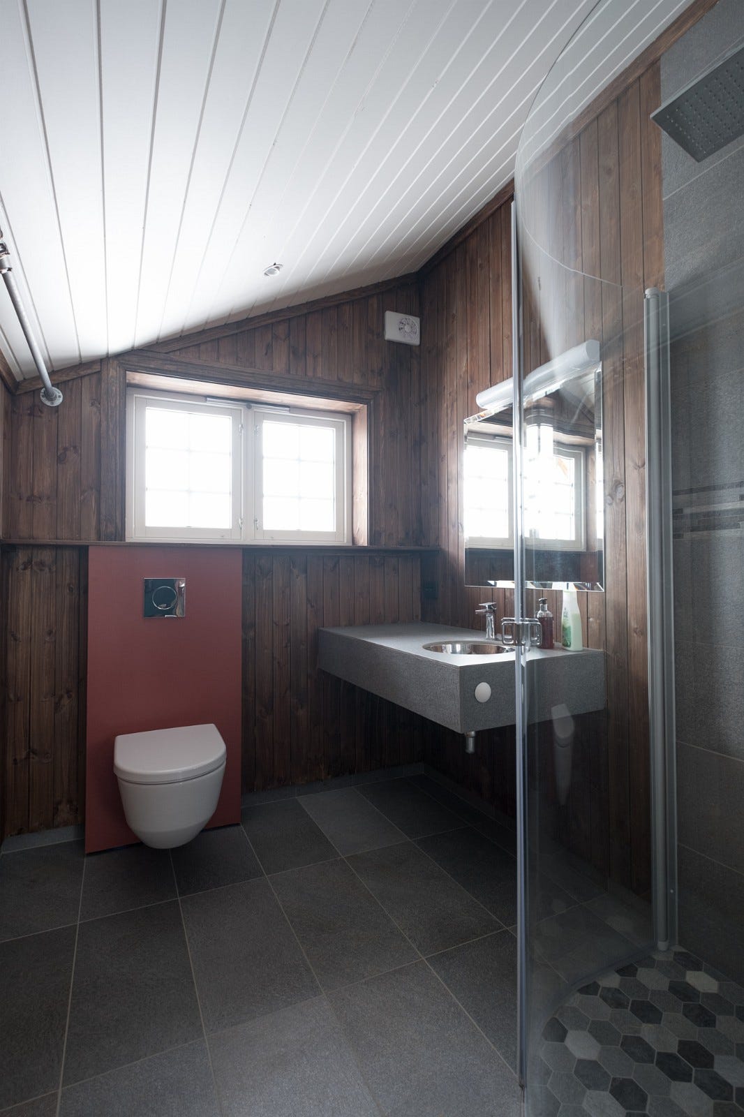 Bad i øverste etasje Galleribilde