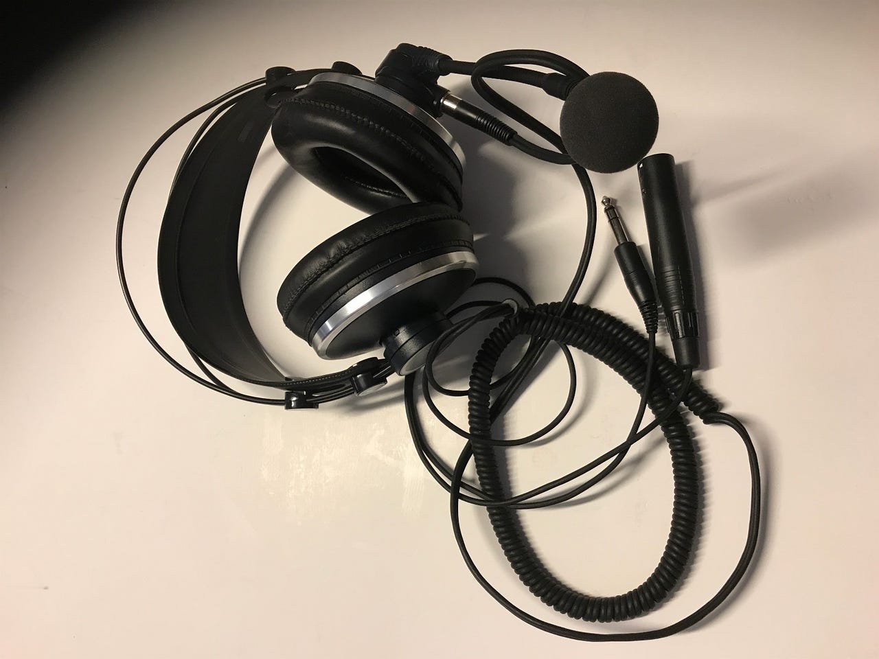 Pent brukt AKG HSC 271 Professional Headset with Condenser Microphone