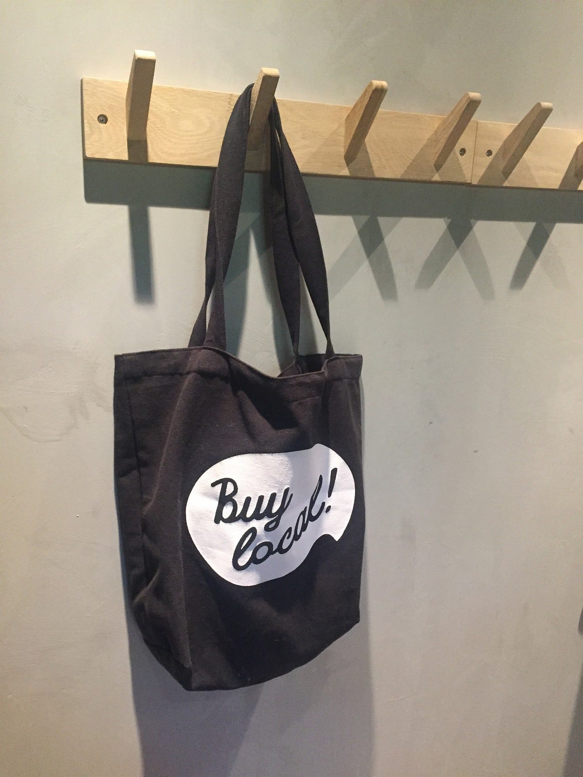 Flere fine lokal butikker i Hemsedal sentrum:) Galleribilde