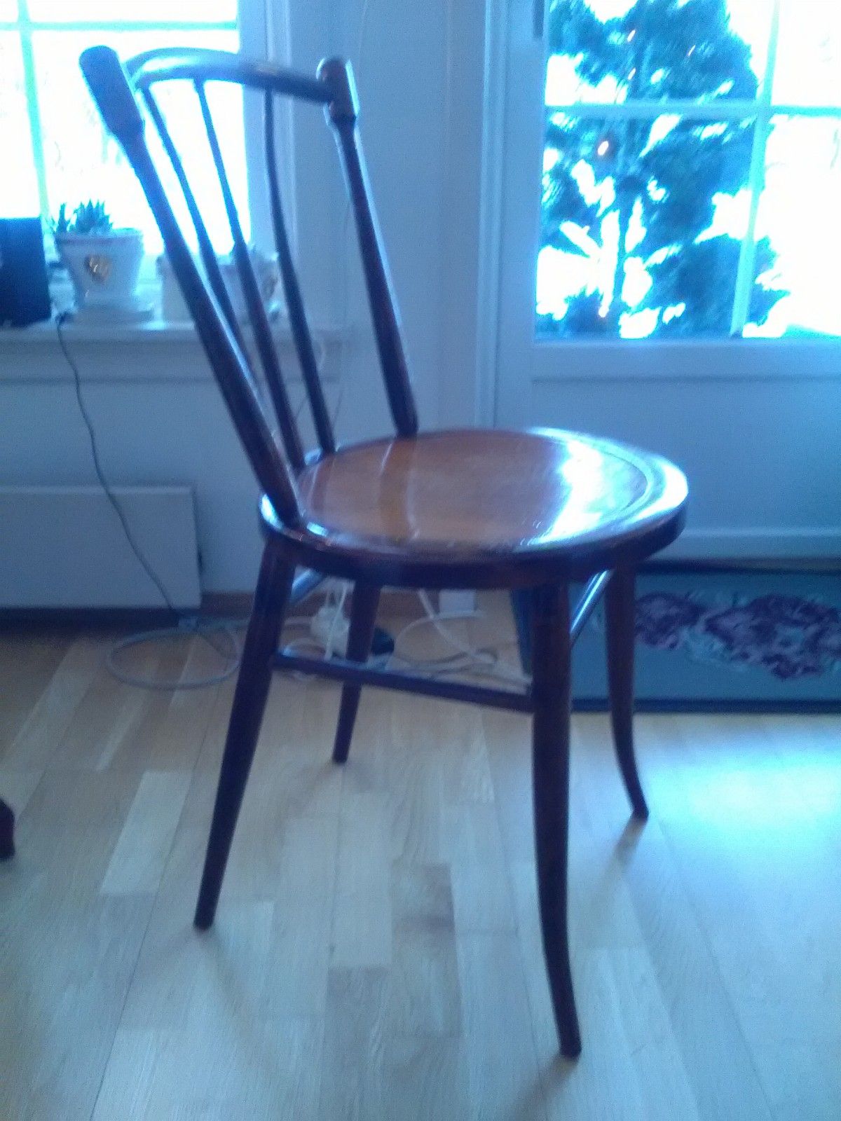 Vintage (cafe) stol fra ca år 19001910 i Thonet stil | FINN.no Thonet vintage stoler | FINN.no