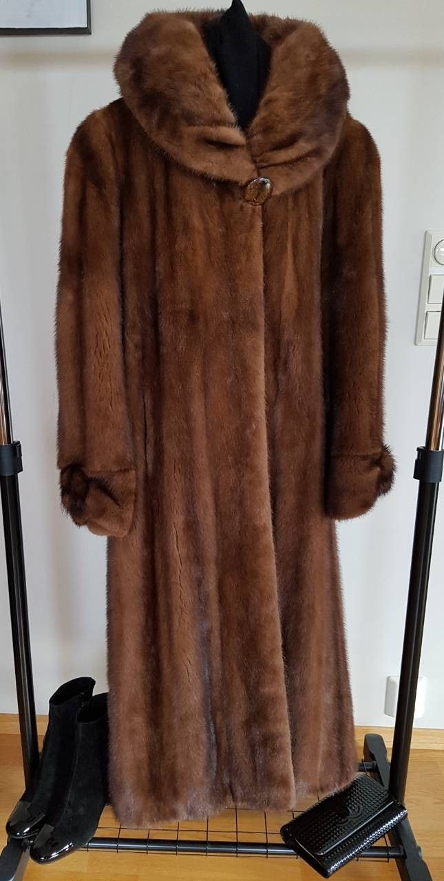 Pelskåpe fra Saga Mink Str. M L38 40 | FINN.no MINK PELSKÅPE | FINN.no