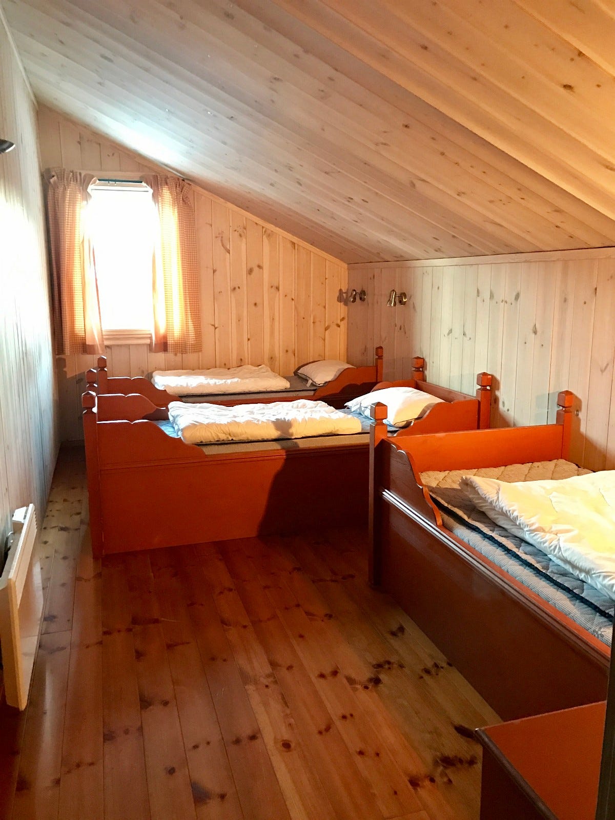 4 x soverom 2. etg. Galleribilde