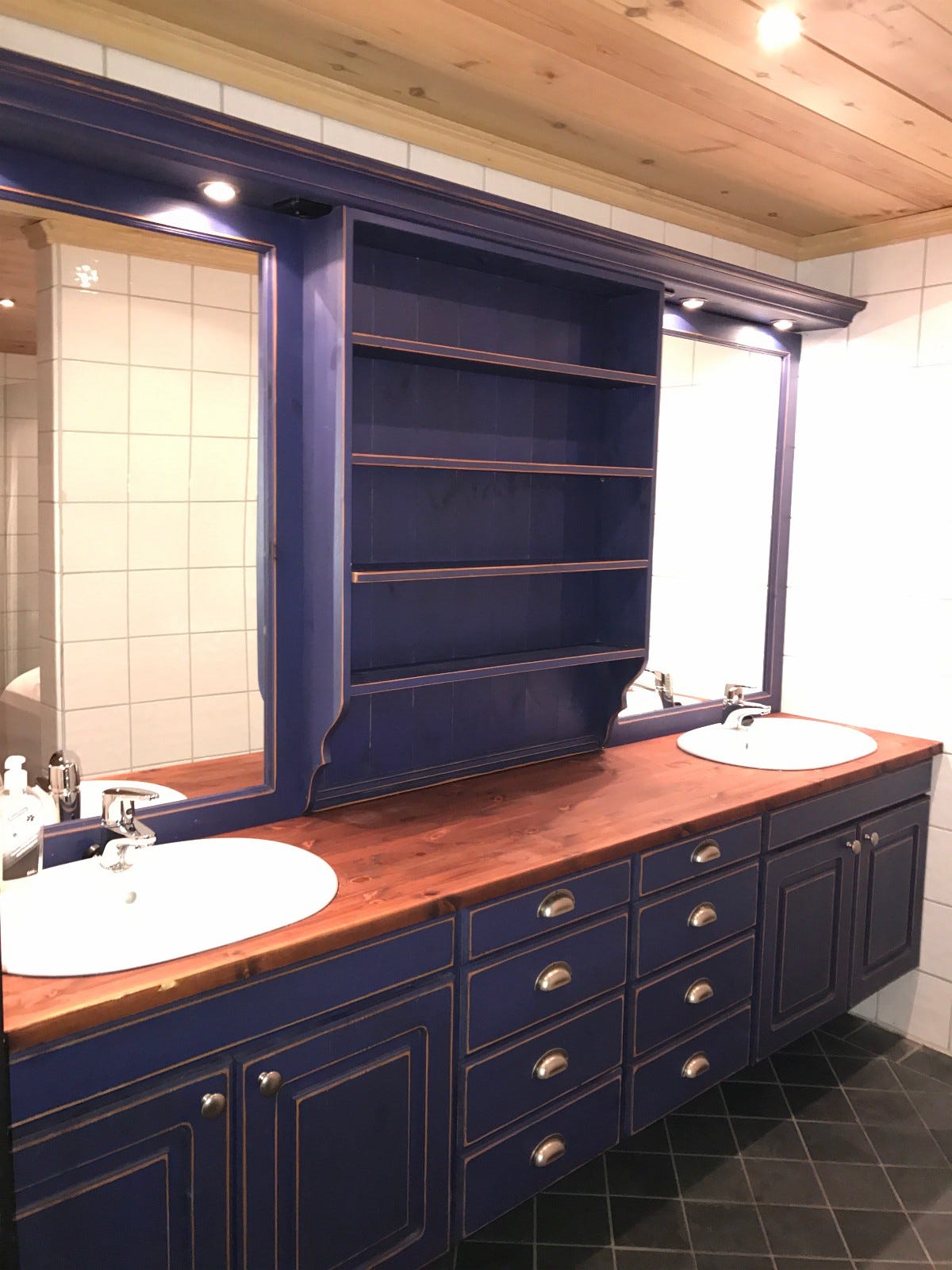 Bad kjeller Galleribilde