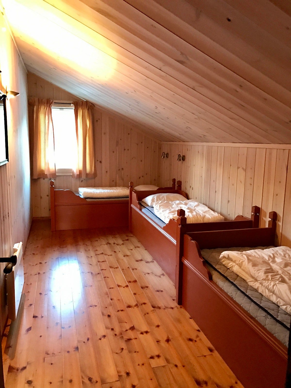 4 x soverom 2. etg. Galleribilde