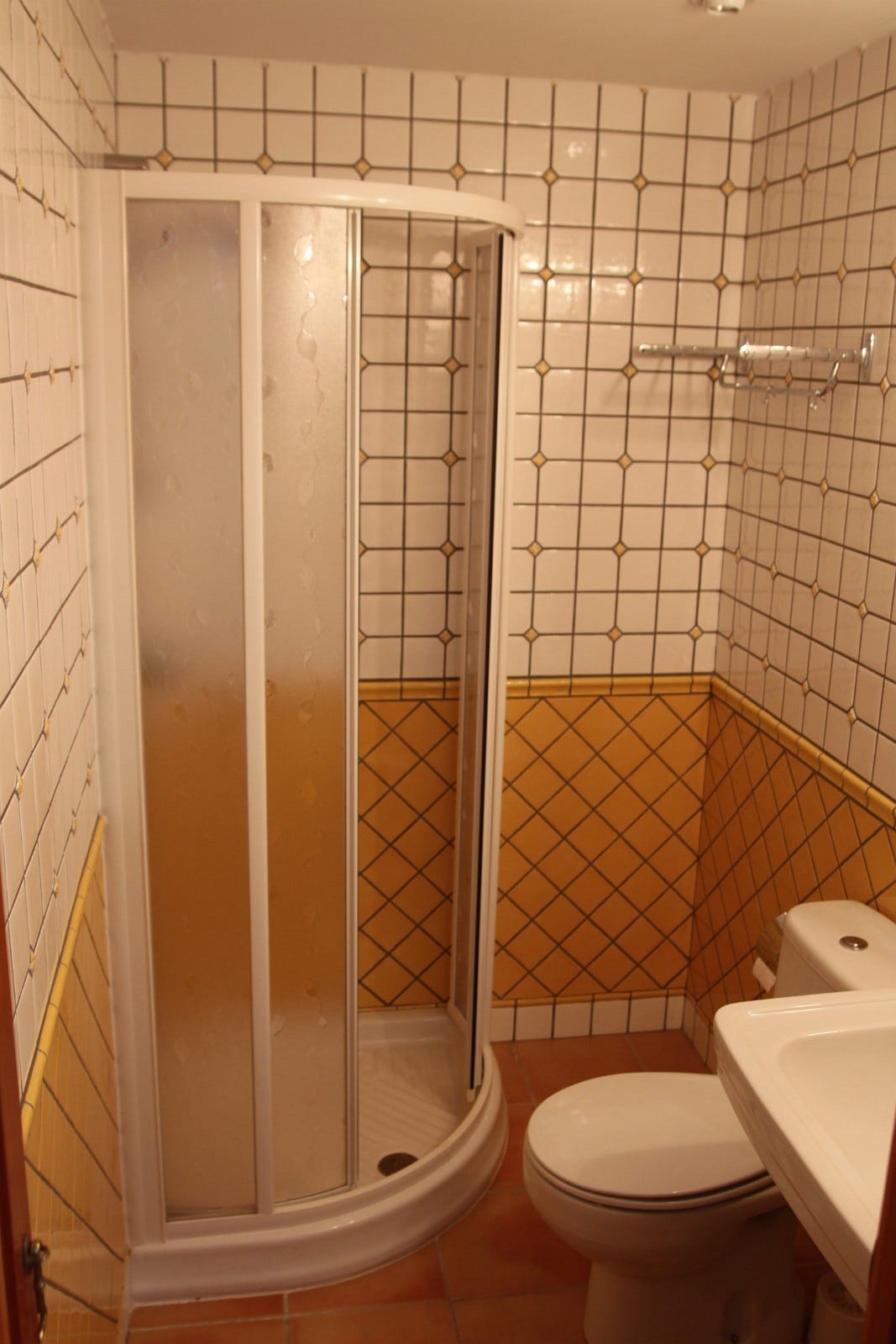 Bad 2. etasje med dusj. Galleribilde