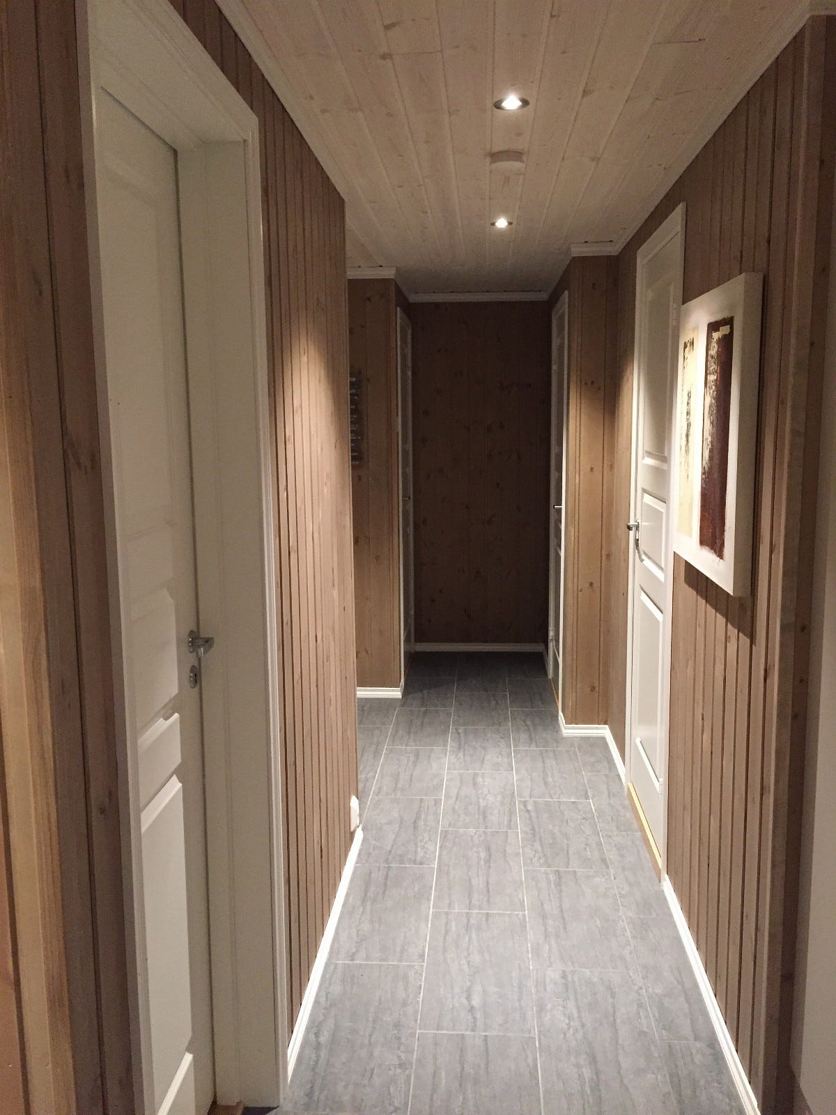 Gang, sett fra stue / kjøkken Galleribilde