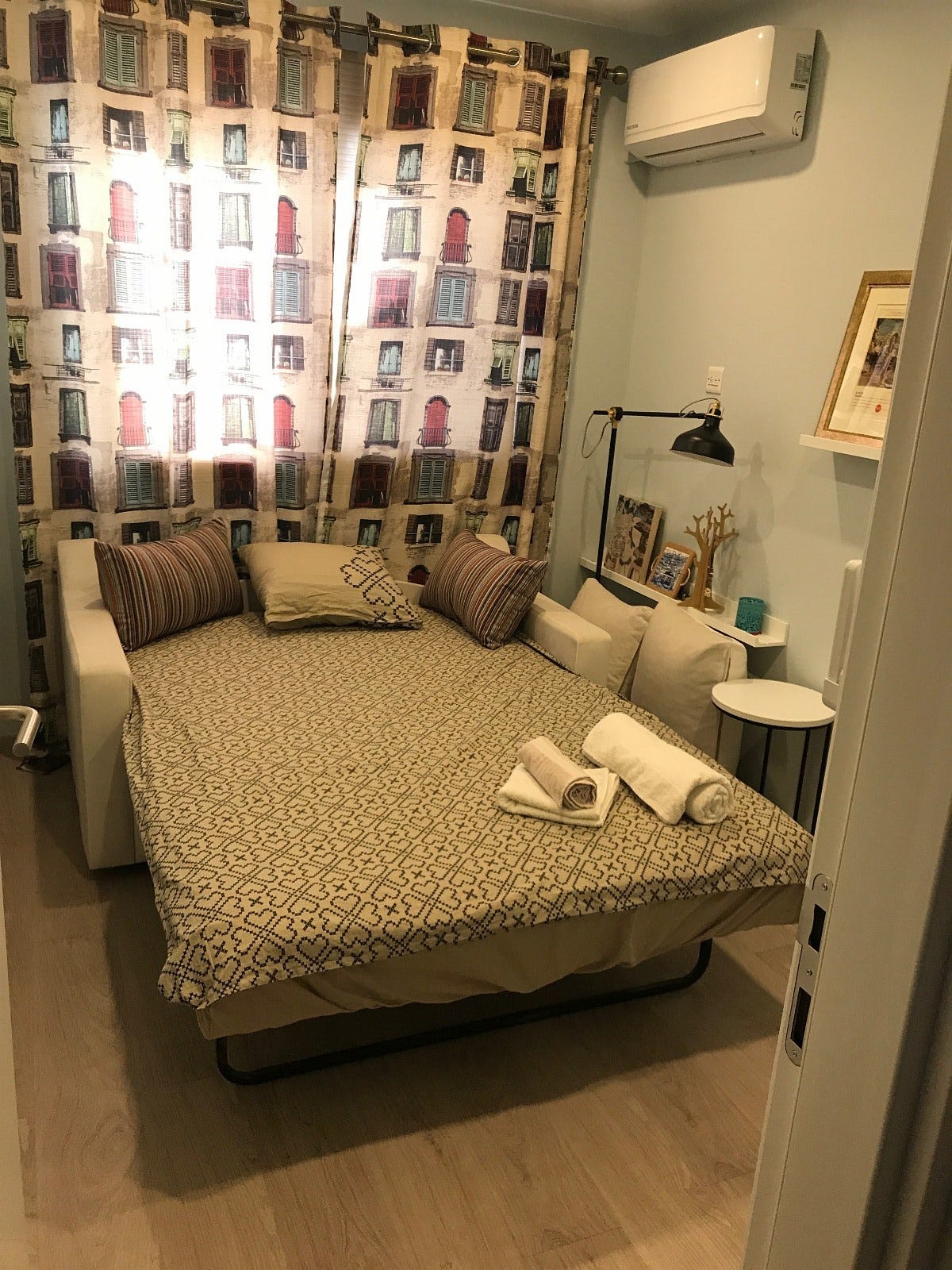The Travellers Room ferdig oppredd. Galleribilde