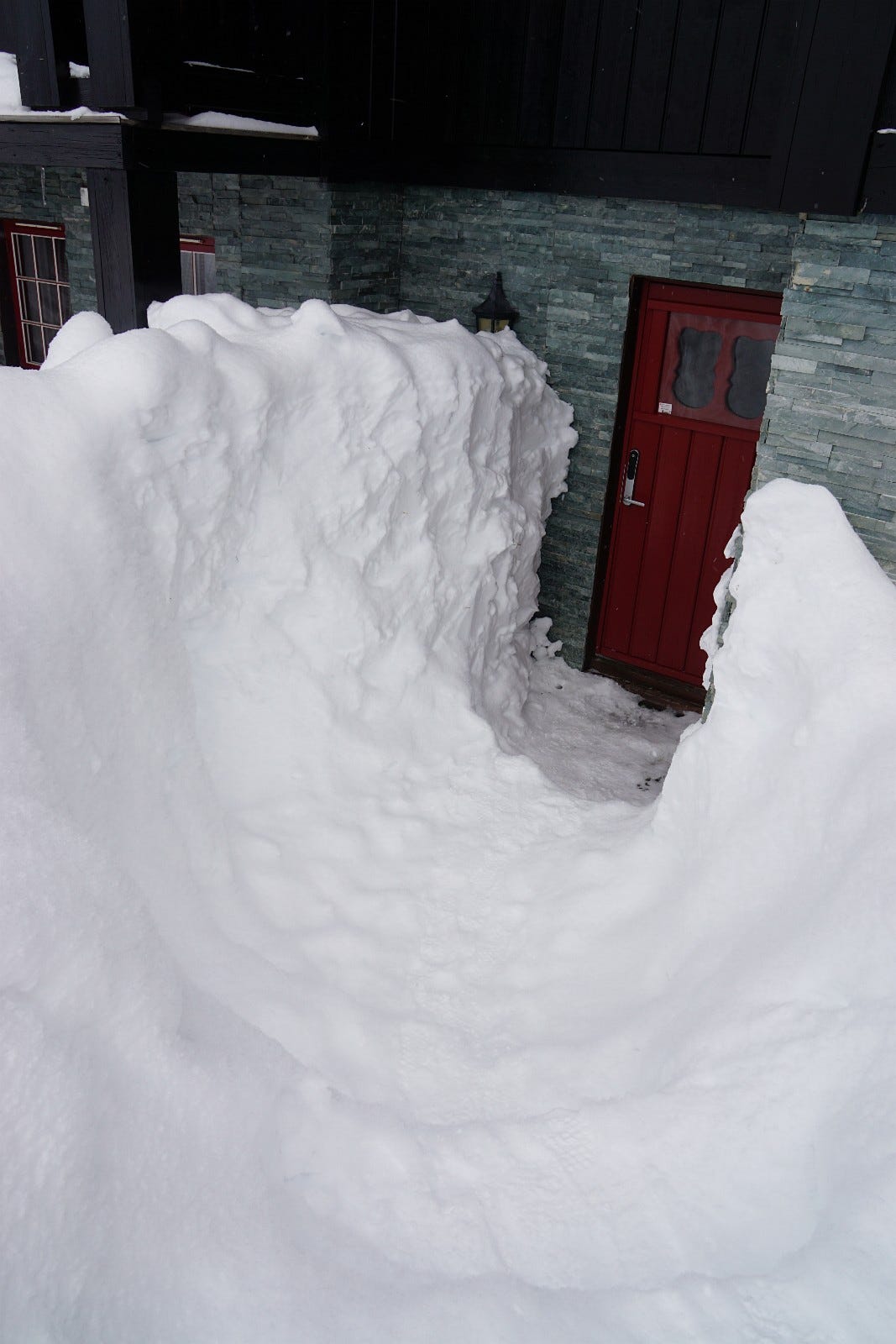 Inngangsdør nede Galleribilde