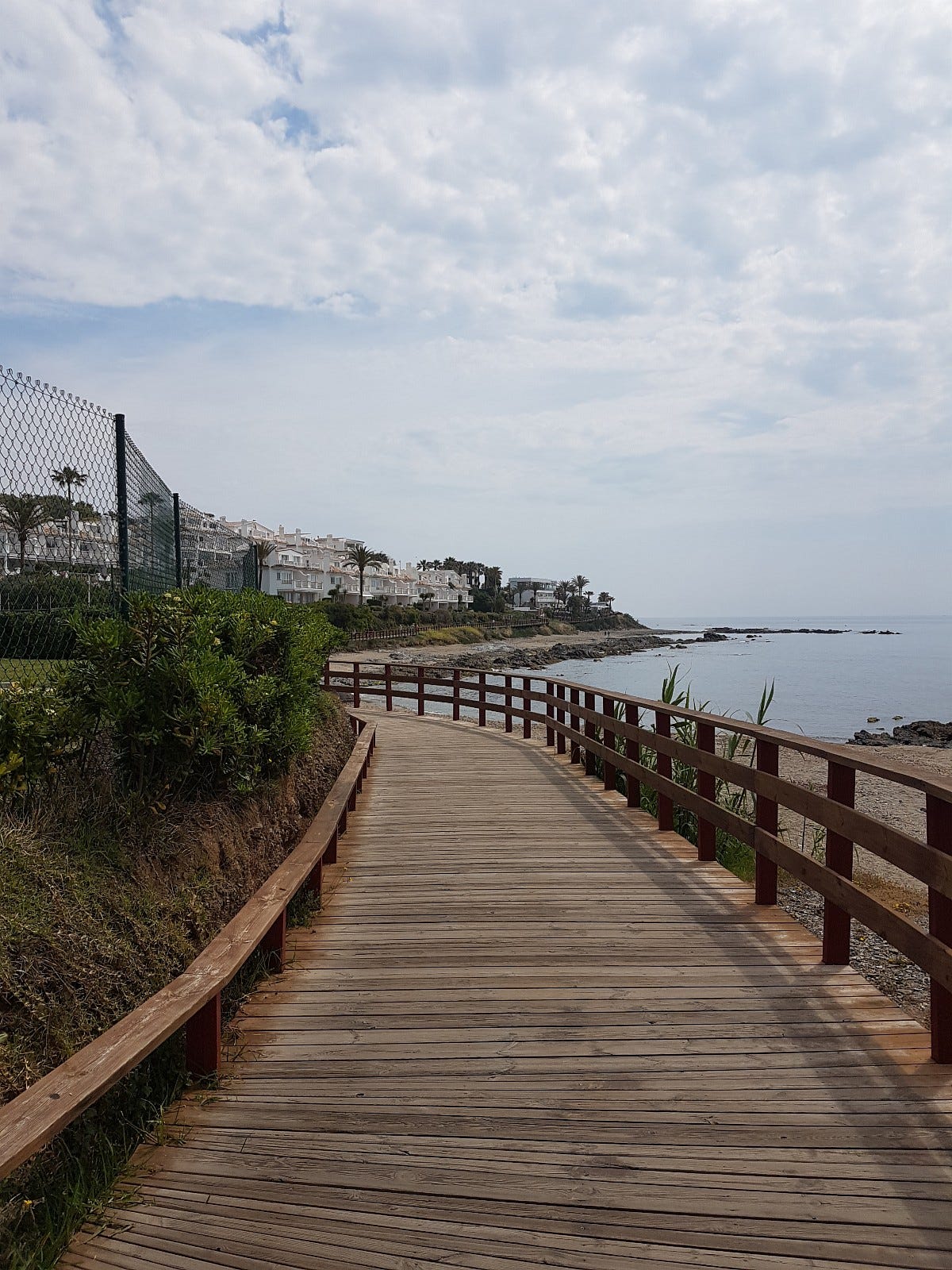 Strandpromenade til La Cala Galleribilde