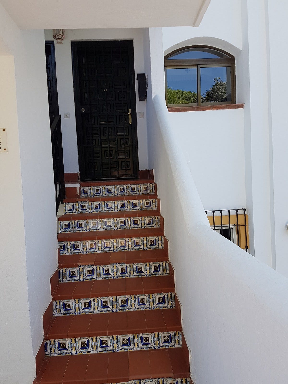 Inngangspartiet med 7 trinn opp Galleribilde