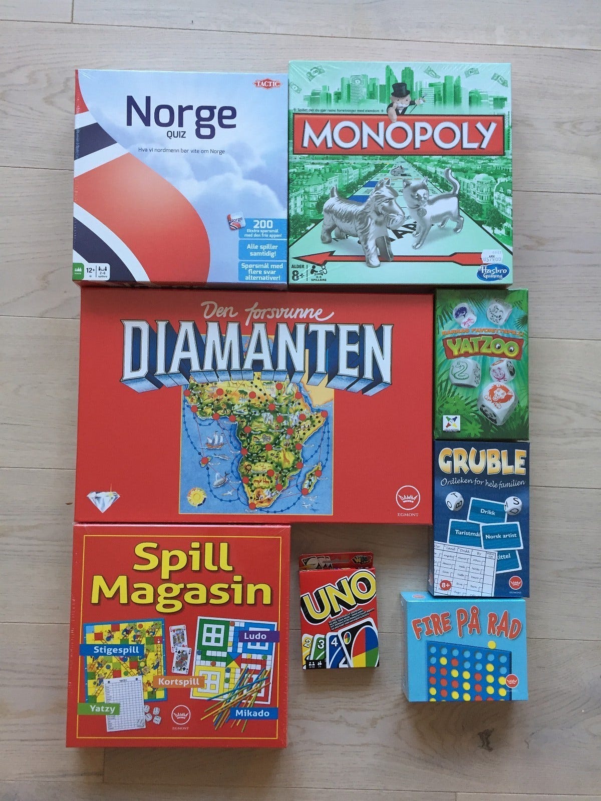 Brettspill til bruk i huset Galleribilde