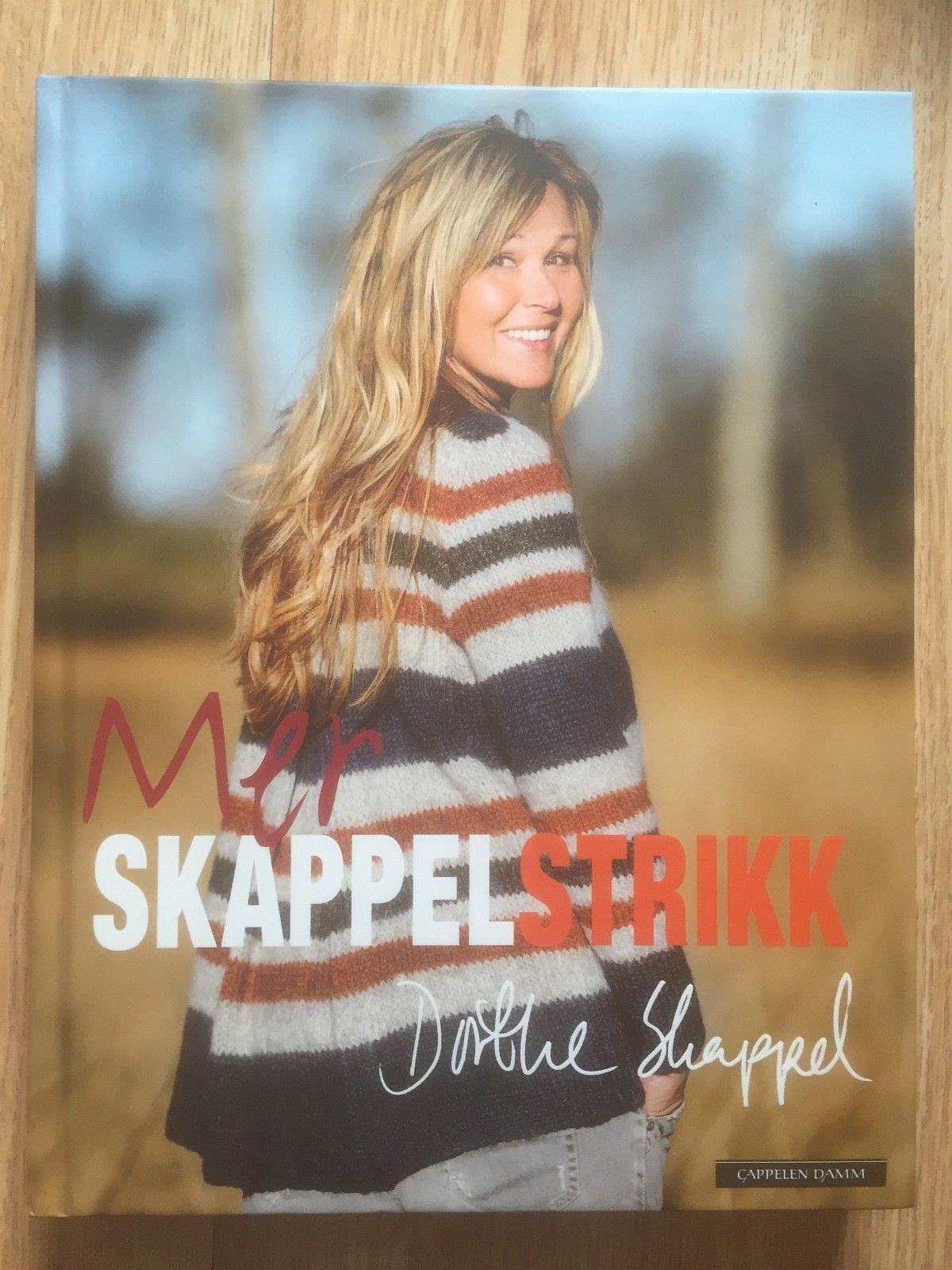 Strikk, hekling, barneklær, broderi, Skappelstrikk, Hobby Kari Genser Camilla Pihl Grete AS