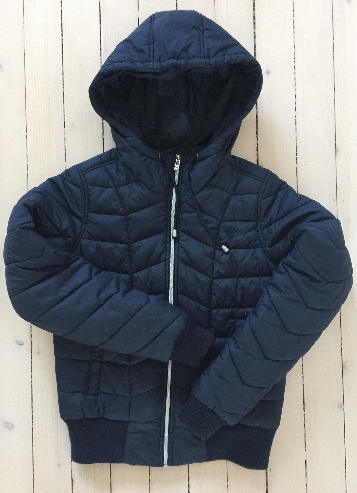 Hummel jakke str 104 | FINN.no Hummel jakke str 104 | FINN.no