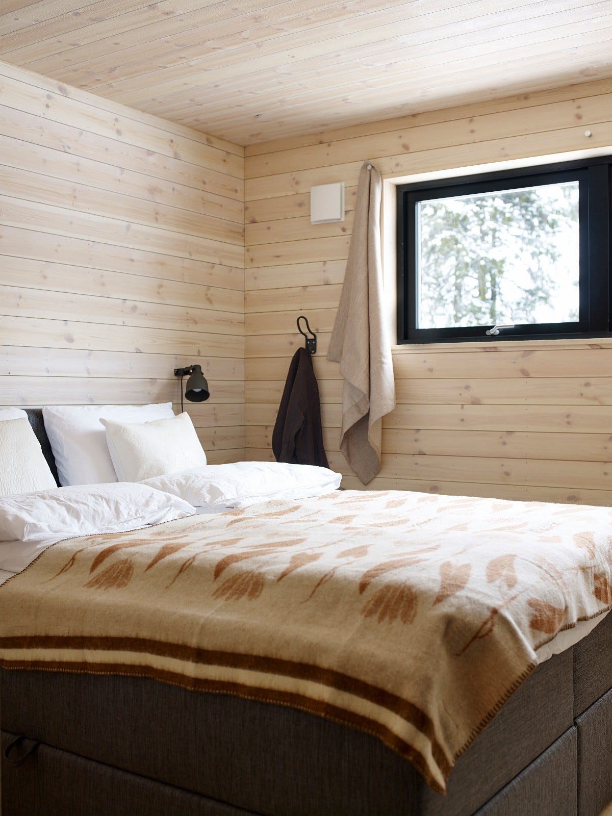 To av soverommene har dobbelseng. Foto: Per Erik Jæger Galleribilde