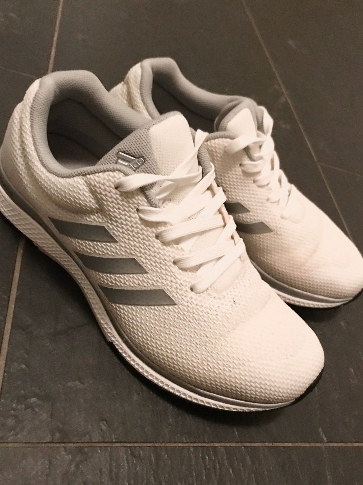 Adidas sneakers joggesko str.36 23 | FINN.no Adidas sneakers joggesko str.36 23 | FINN.no