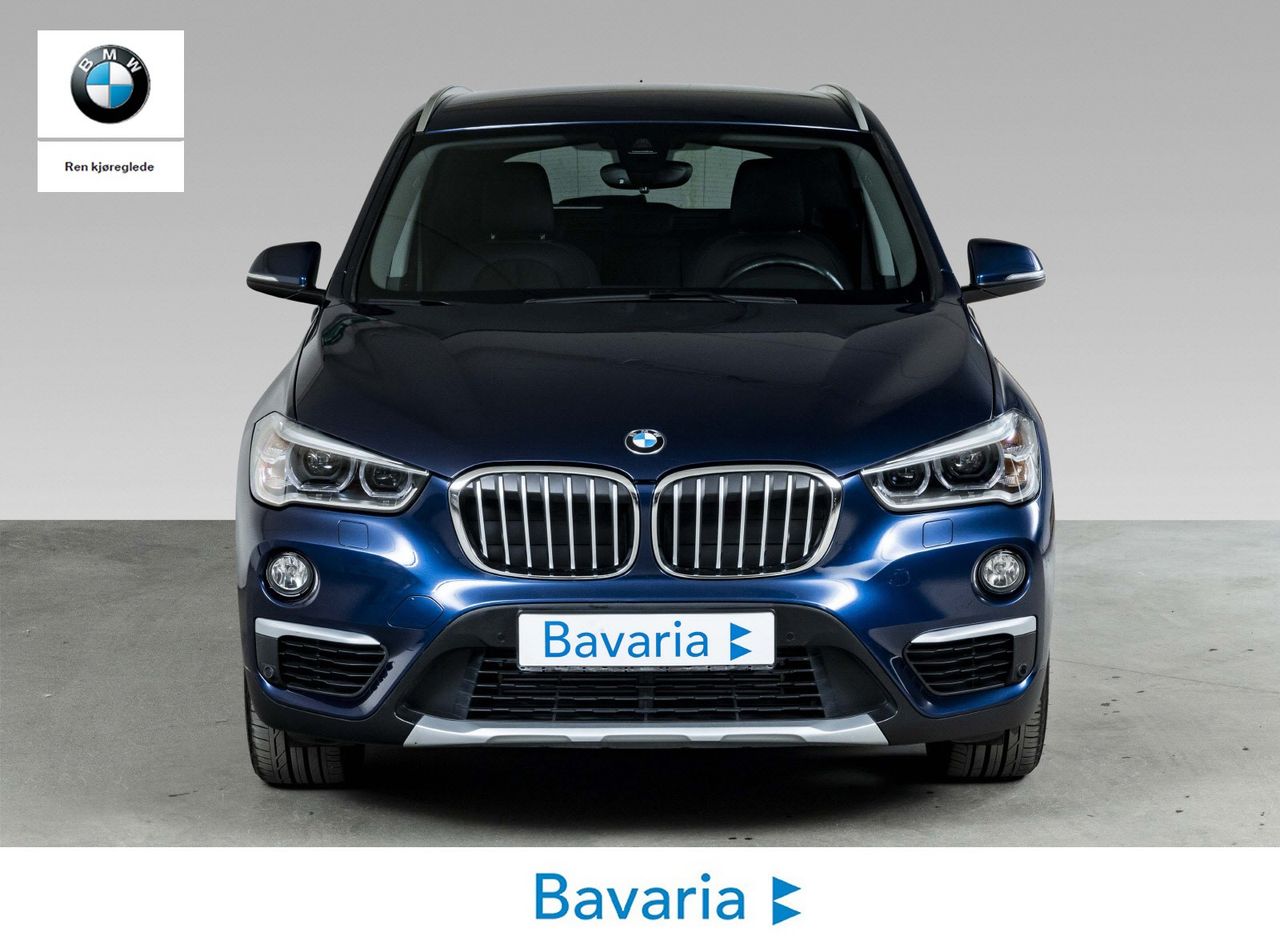 BMW X1 xDrive18d aut 1800 KG // Head up // Navi ...