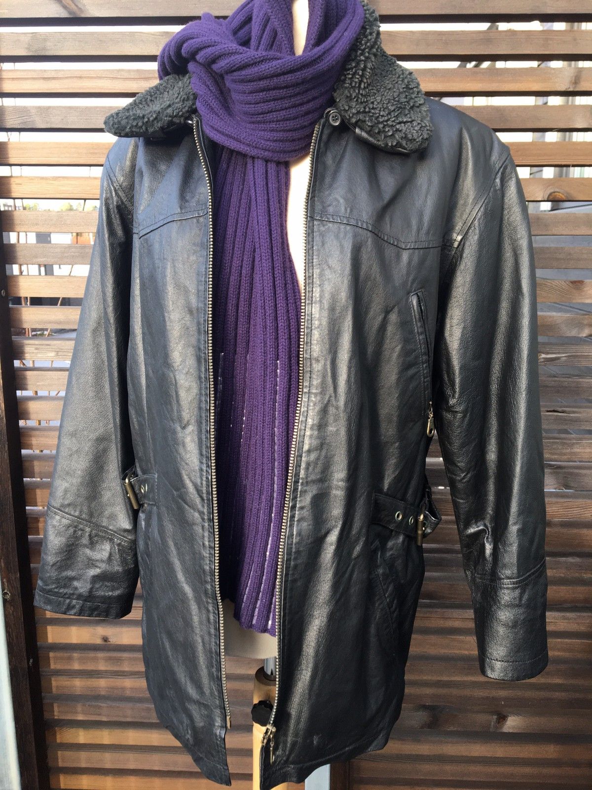 SKINNJAKKE STR 38 M VINTAGE EKTE SKINN VARMFORET SVART SKINNJAKKE STR 38 M VINTAGE EKTE SKINN VARMFORET SVART