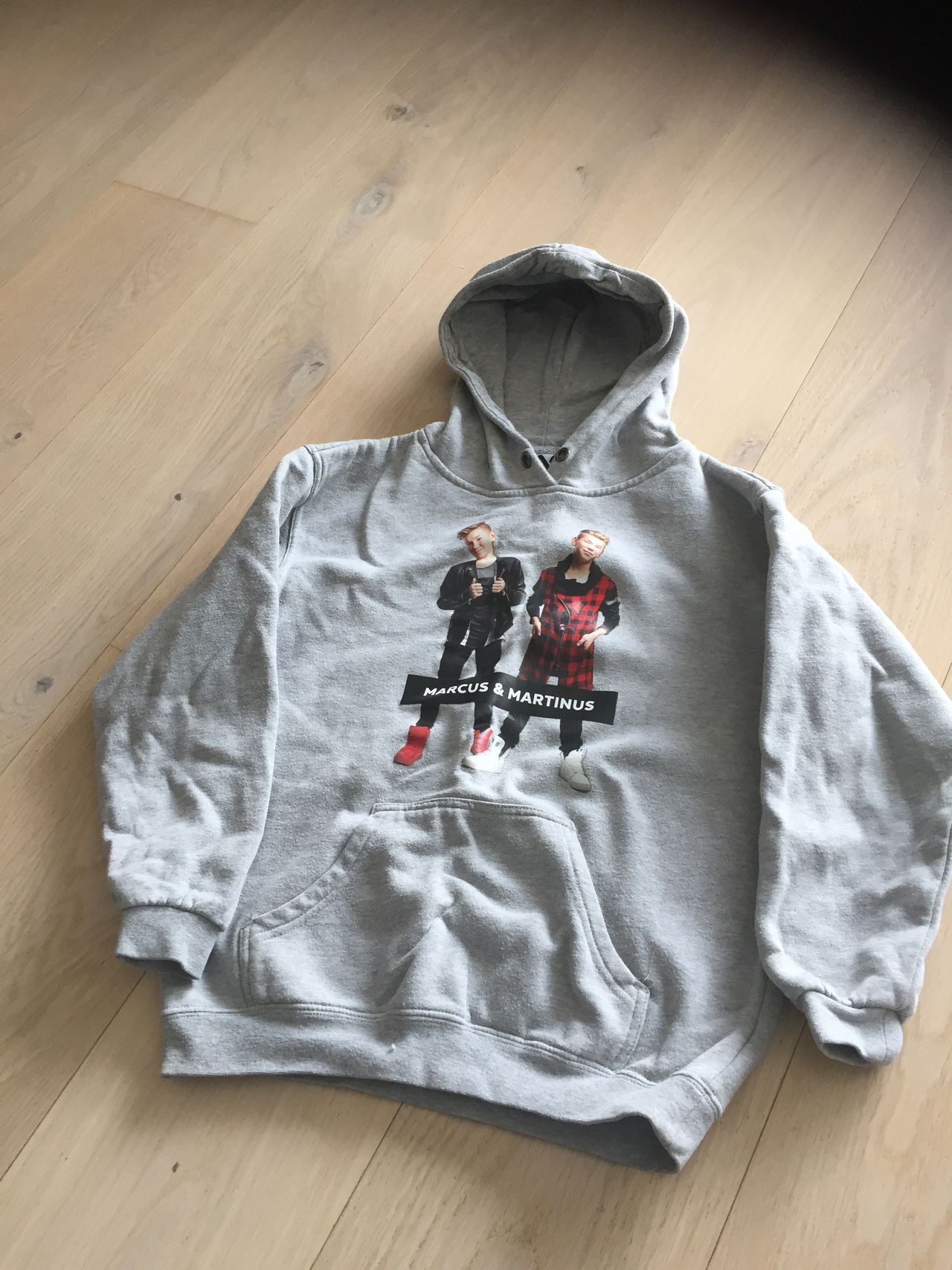 Markus og Martinus genser | FINN.no Ny Marcus og Martinus hettegenser selges | FINN.no