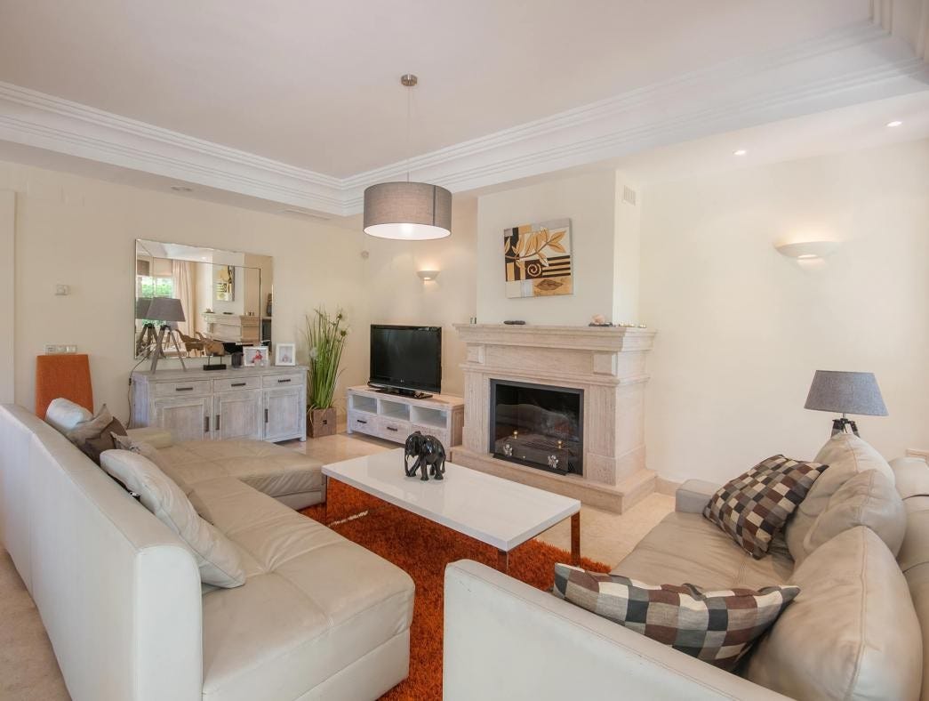 Stue med peis Galleribilde