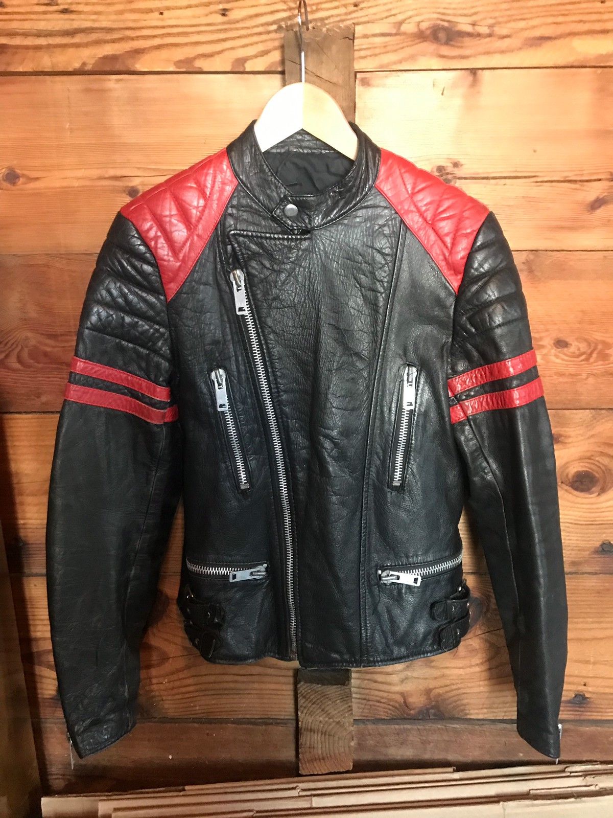 JANBELL's 1970 Motorsykkel skinnjakke | FINN.no JANBELL's 1970 Motorsykkel skinnjakke | FINN.no