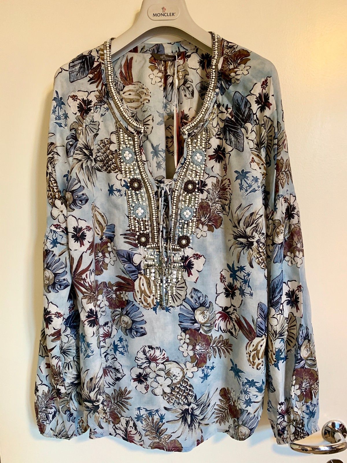 Tunika bluse Princess str M | FINN.no ONE TWO Lang tunika, skjorte ,str 38 40 | FINN.no