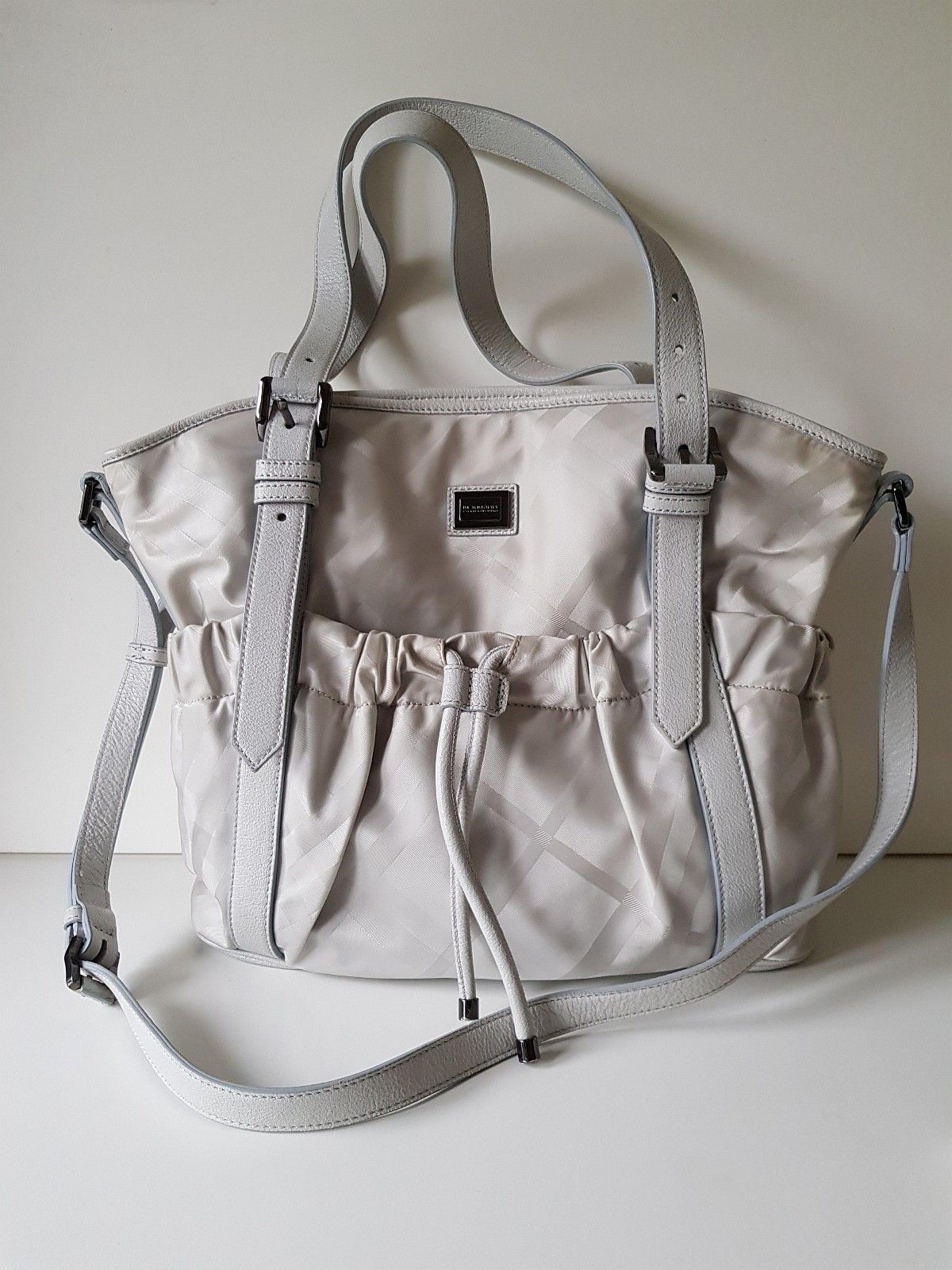 Klassisk BURBERRY Supernova Check tote veske med Klassisk Burberry veske selges | FINN.no