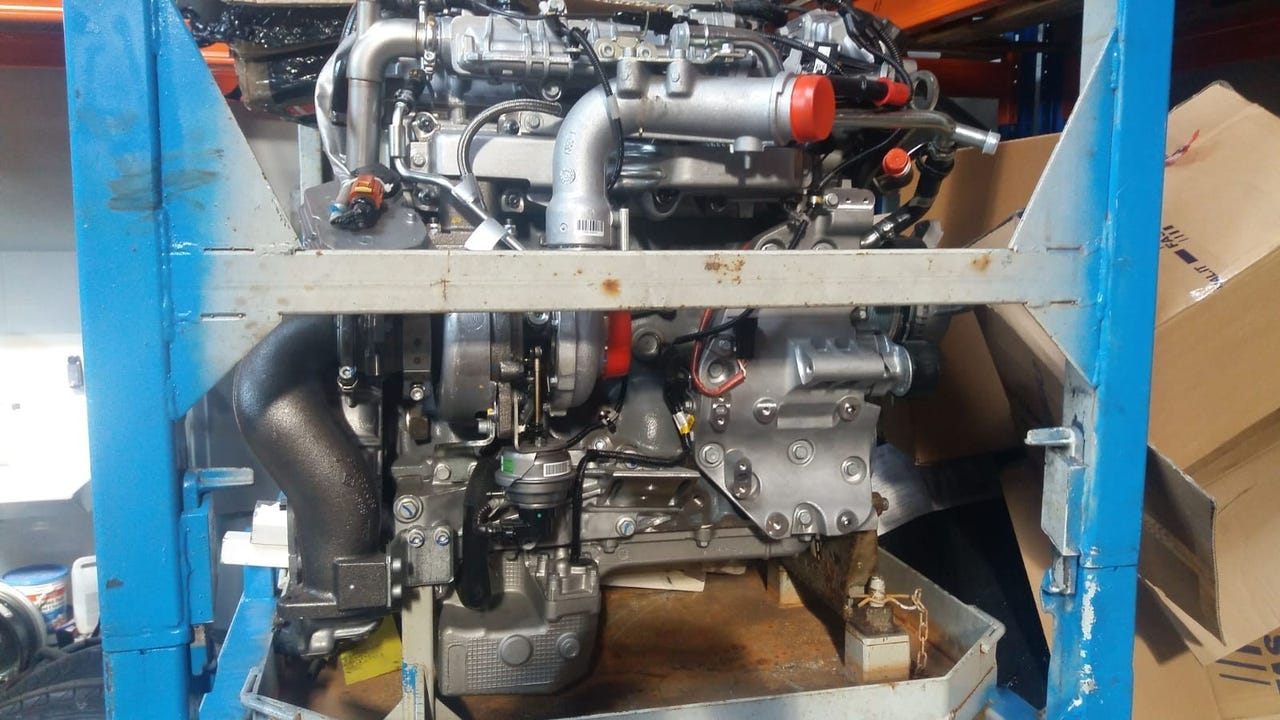 COMPLETE ENGINE MITSUBISHI CANTER FUSO new engine euro6