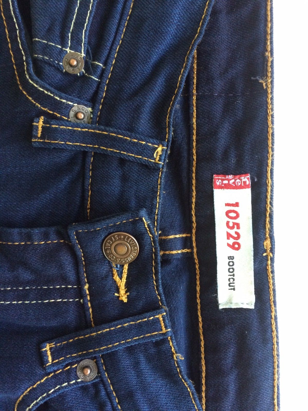 levis 10529