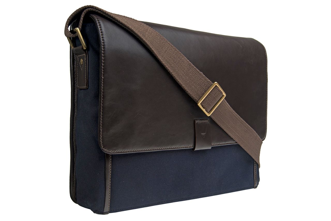 Hidesign messenger skinn og canvas veske | FINN.no Veske i skinn. Fór i 100% bomull. Stropp i skinn og
