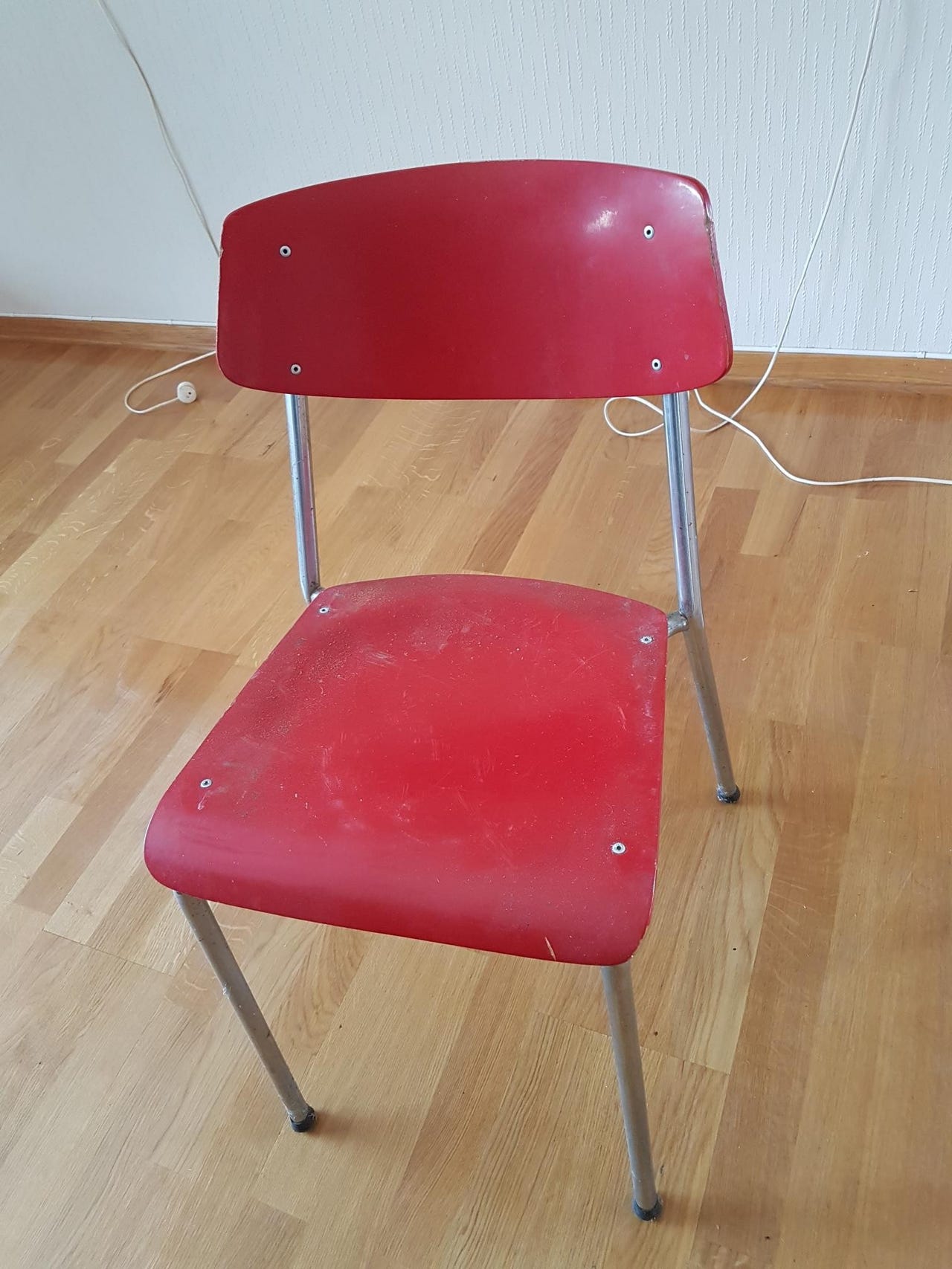 Rød stol | FINN-torget