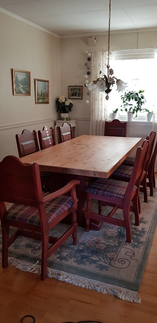 Møbler drammen Kjøpe, selge og utveksle annonser finn den Brukt To rosa stoler til salgs i Oslo letgo