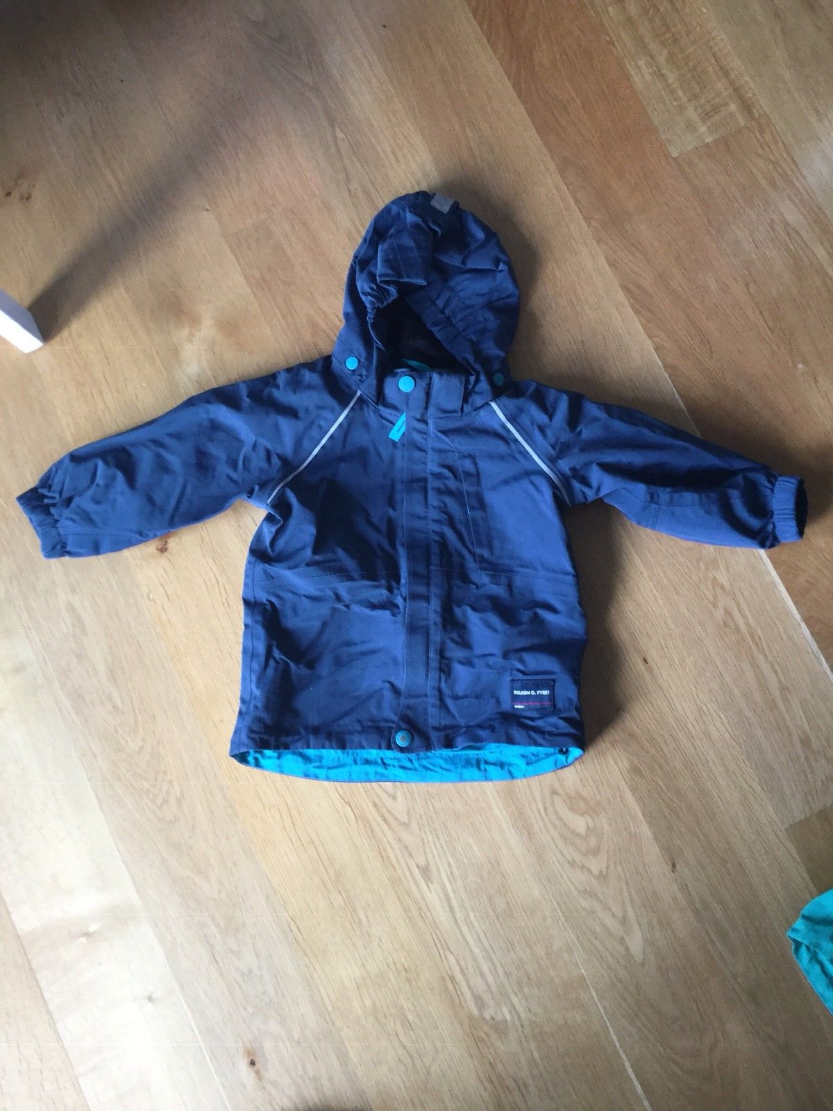 Polarn O. Pyret skalljakke | FINN.no Skall jakke og bukse fra Polarn o Pyret, str 98! | FINN.no