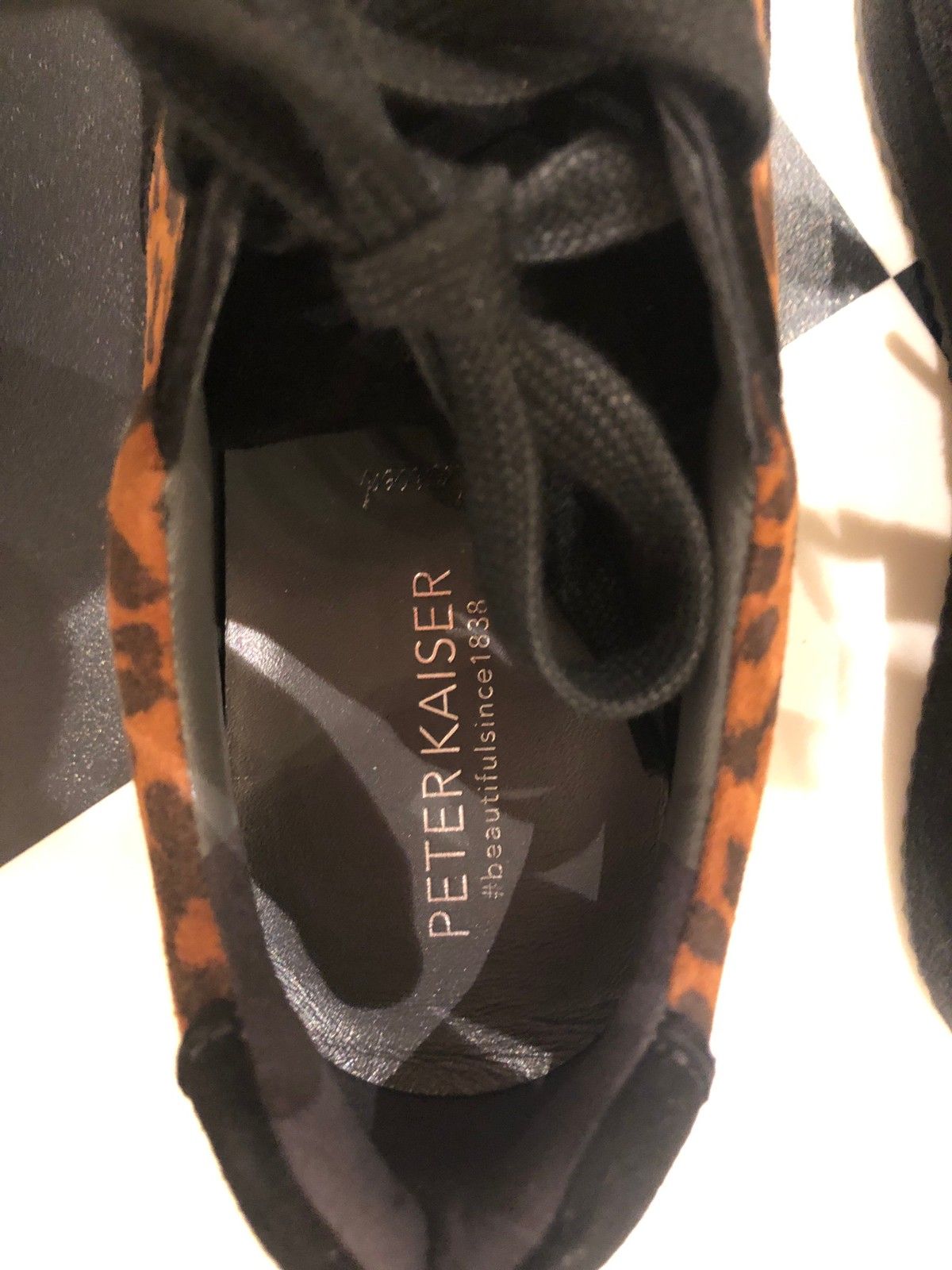 Damesko i leopard og sort semsket skinn | FINN.no Damesko i leopard og sort semsket skinn | FINN.no