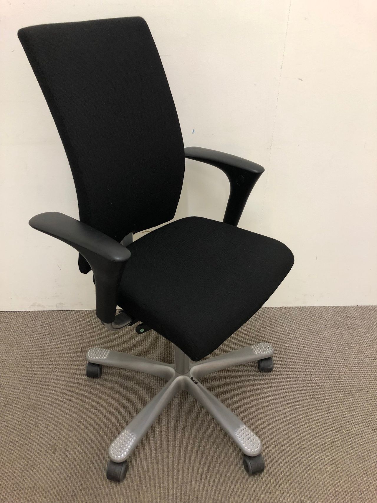 10 stk Håg H04 4600 kontorstol, sort stoff BRUKTE Best pris på HÅG H04 4600 Kontorstol Kontorstoler