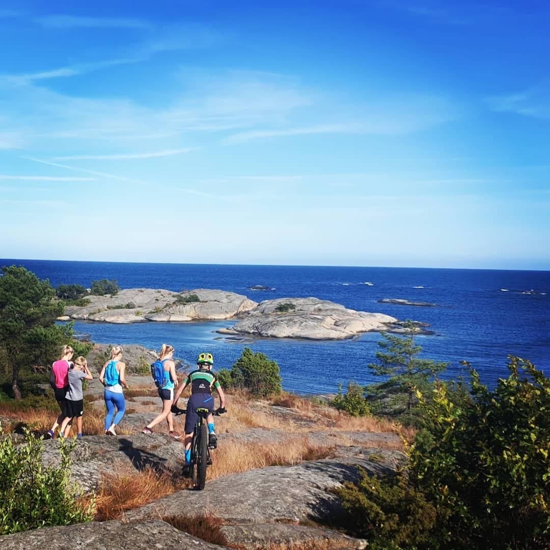 Sykkeltur/joggetur på svabergene (nydelig omvei til butikken) Galleribilde