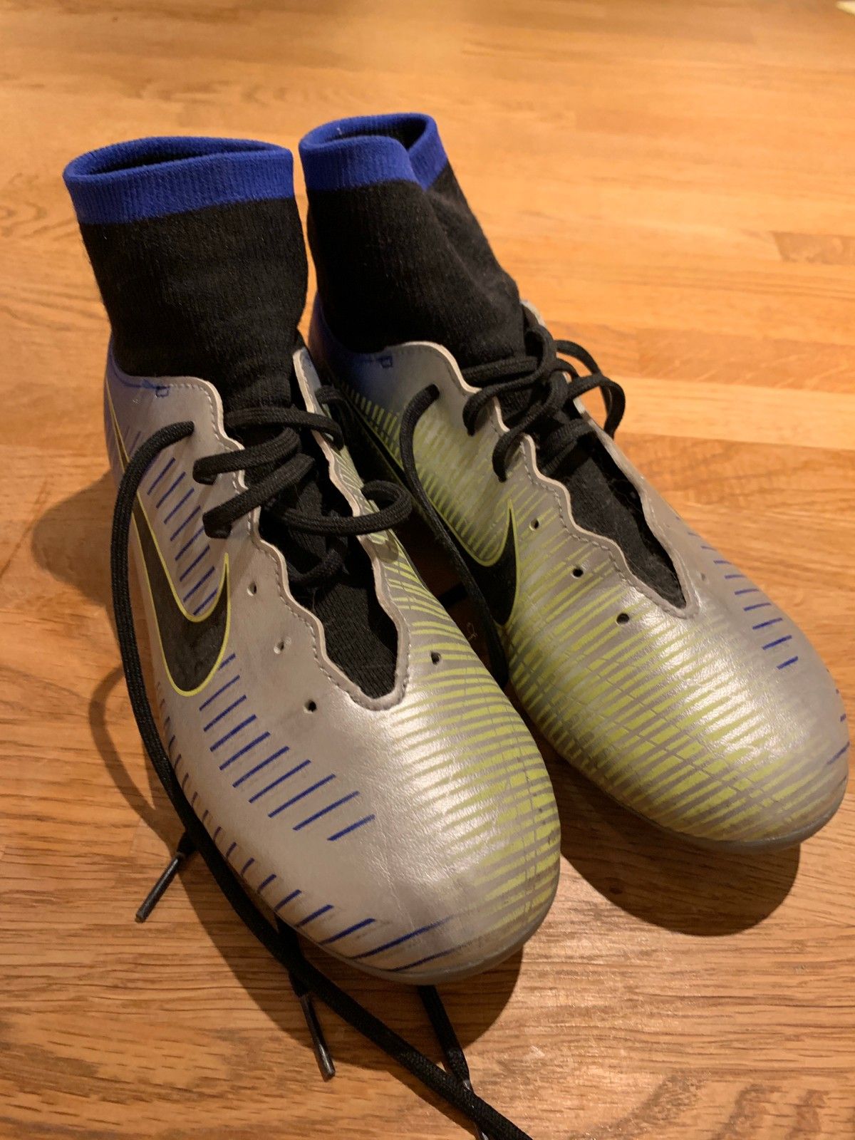 Nike mercurial kunstgress sko str. 38.5 | FINN.no Nike mercurial kunstgress sko str. 38.5 | FINN.no