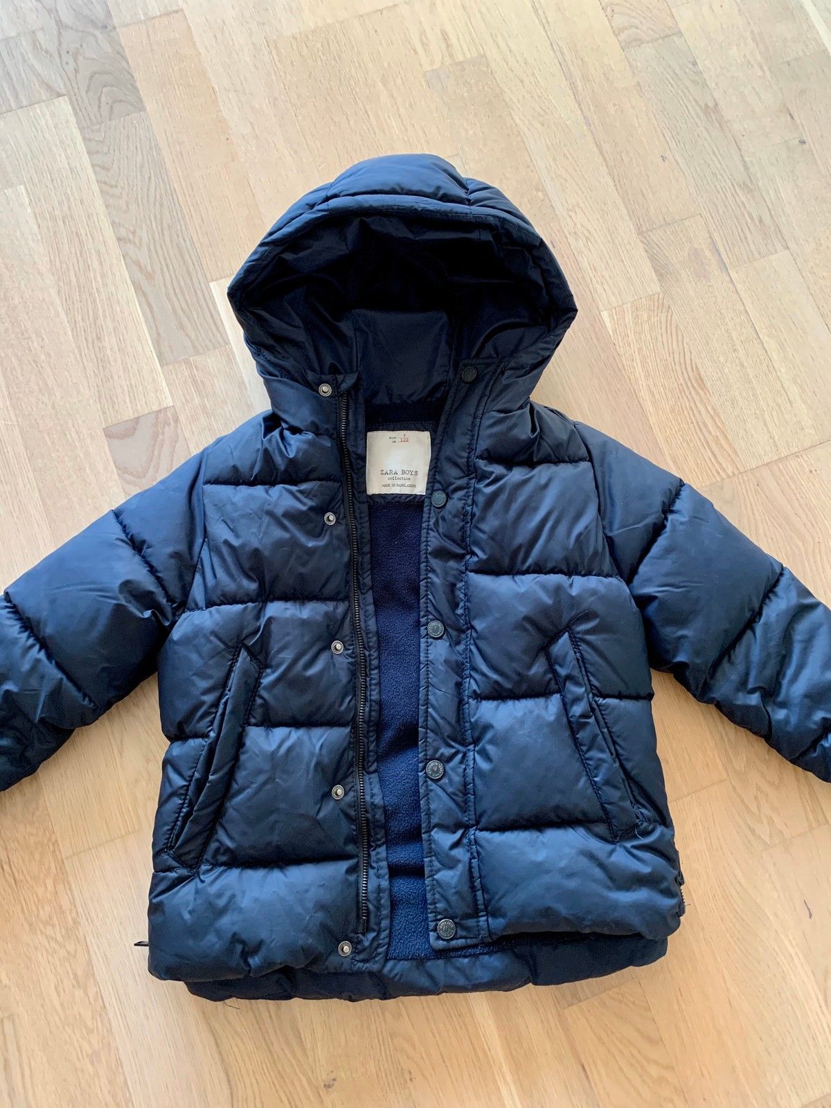 Lite brukt dunjakker og dress til gutt | FINN.no Mini A Ture vårjakke str 1349 år | FINN.no
