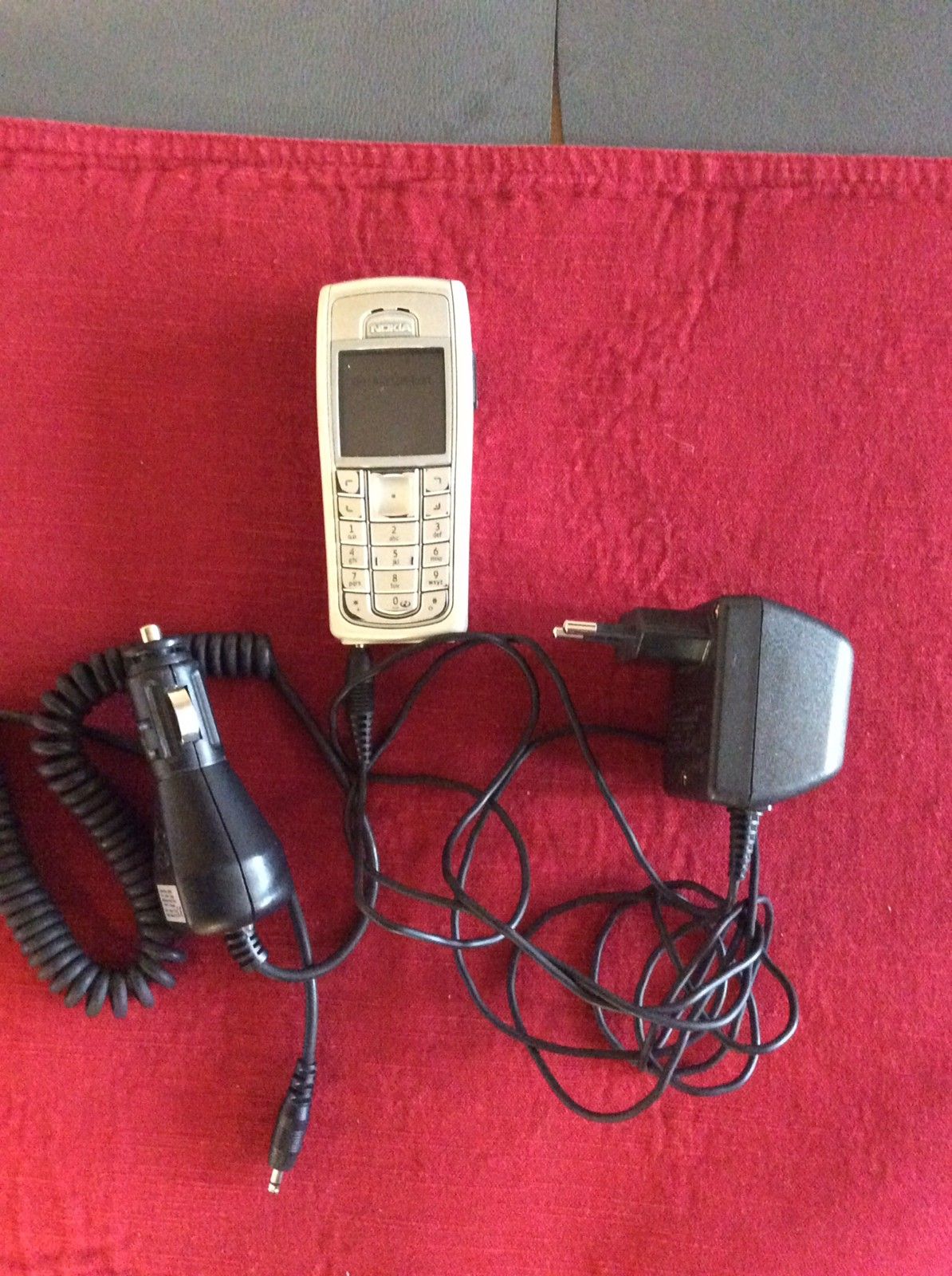 Nokia mobiltelefon i full orden, med vanlig og bil lader Mobil Nokia med lader selges | FINN.no