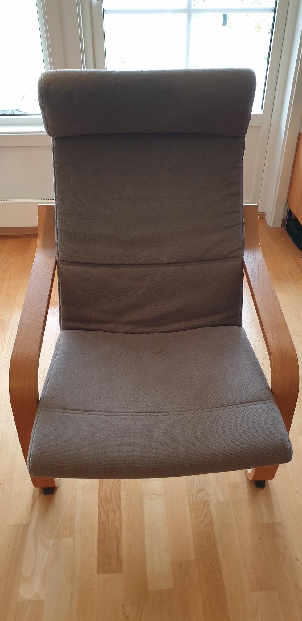 IKEA Poang lenestol i eikefiner | FINN.no POENG STOL OG SKAMMEL FRA IKEA SELGES | FINN.no