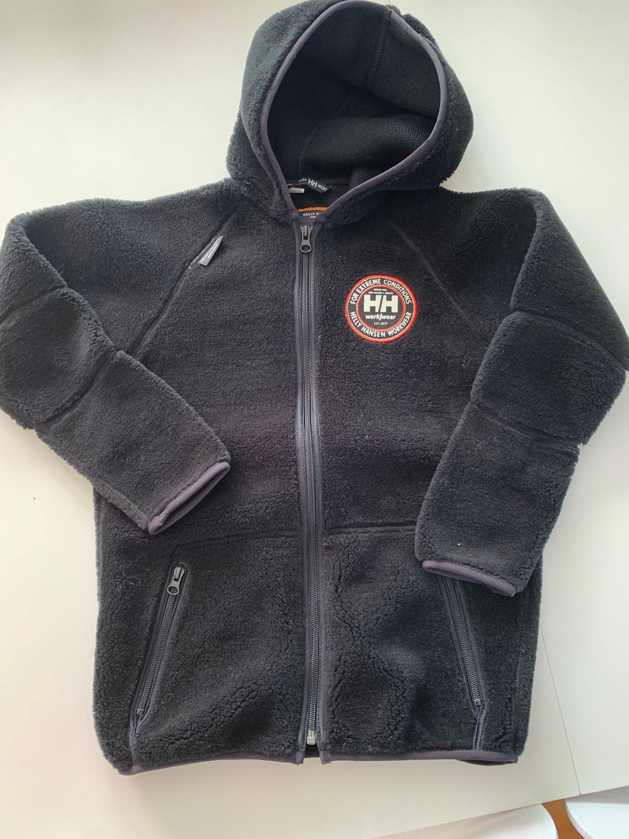 HH hettejakke (fleecepile) str 140 (10 år) | FINN.no Fleece jakke Helly Hansen 140 10 år | FINN.no