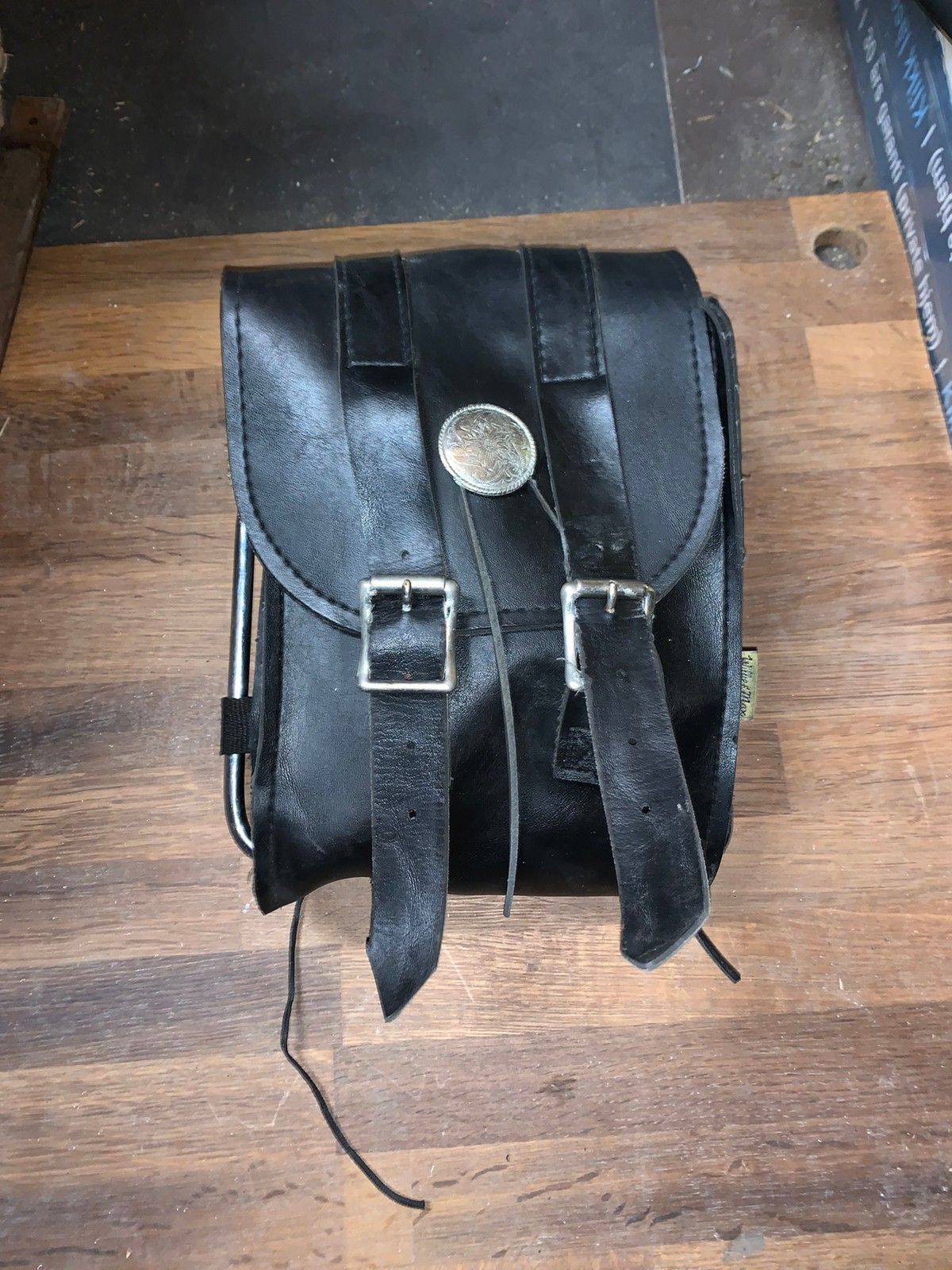 Sidevesker | FINN.no Tøff sissybar eller handlebar veske | FINN.no