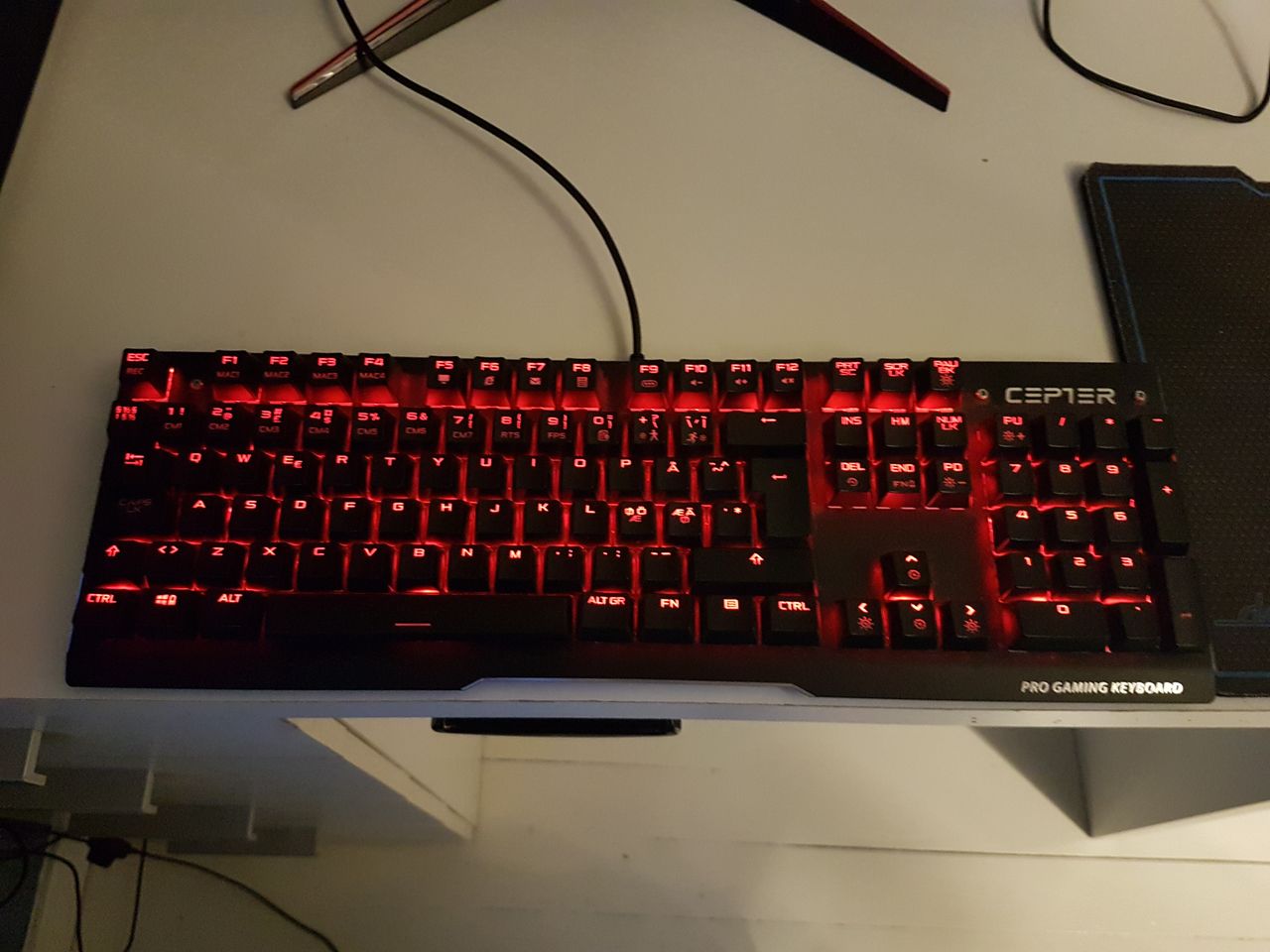 Cepter X 13 Gaming tastatur og gaming mus. NY PRIS! | FINN.no Cepter X 13 Pro gamer | FINN.no