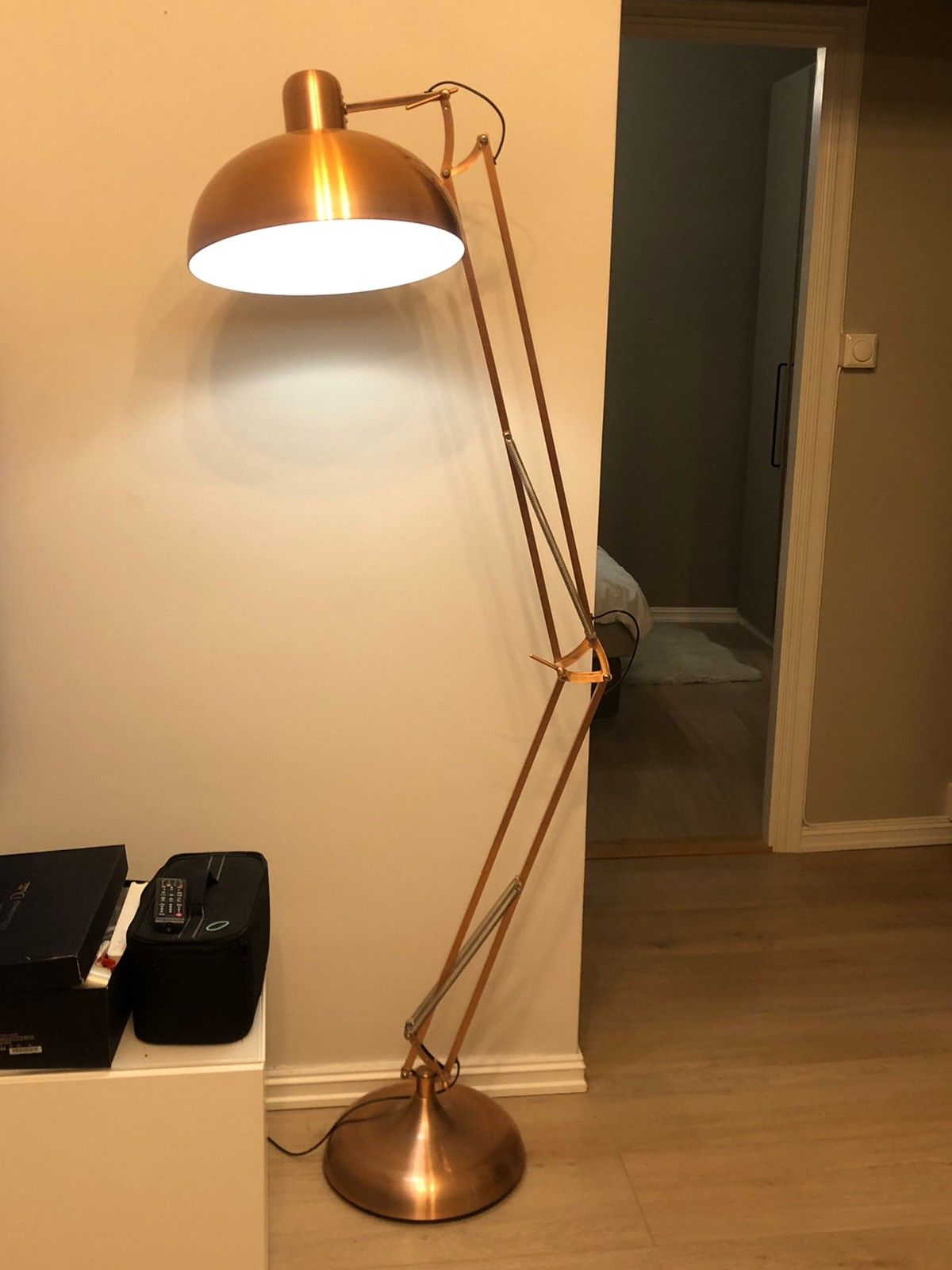 Gulvlampe stålampe | FINN.no Stålampe fra Bohus | FINN.no