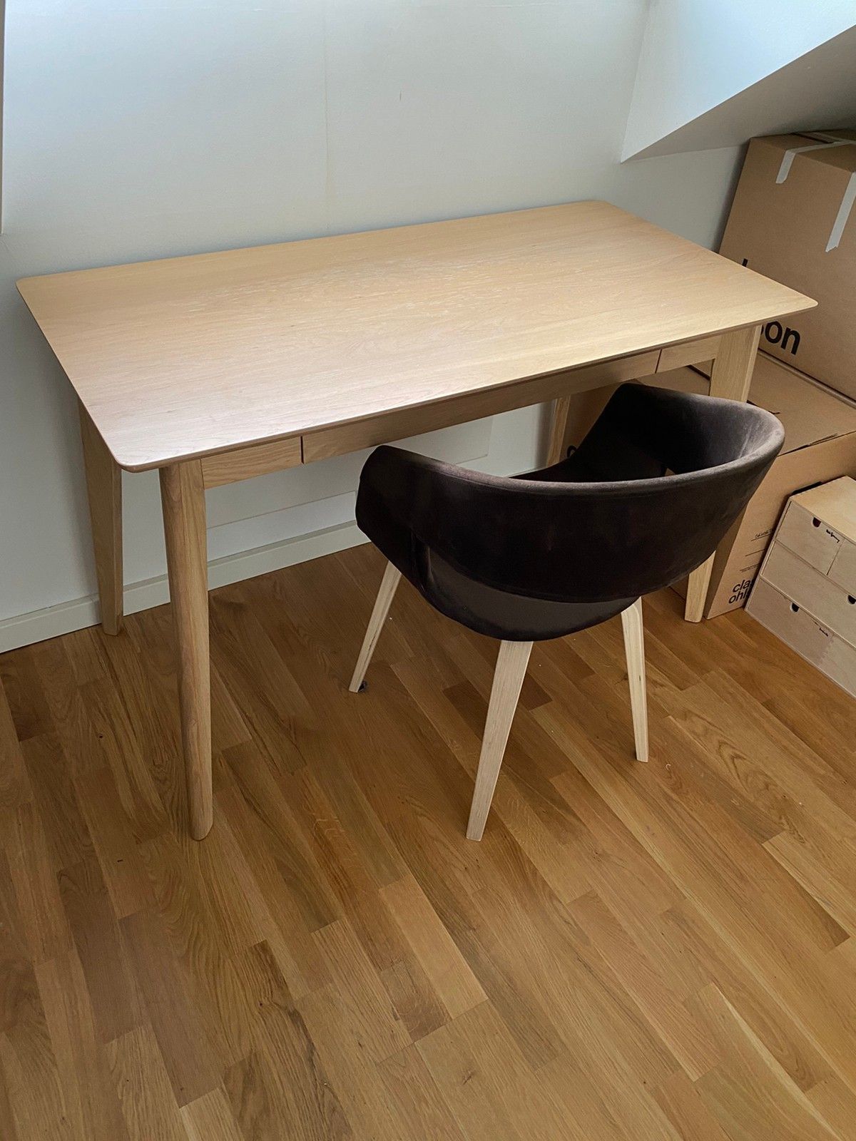 Kalby skrivebord | FINN.no Kalby skrivebord | FINN.no