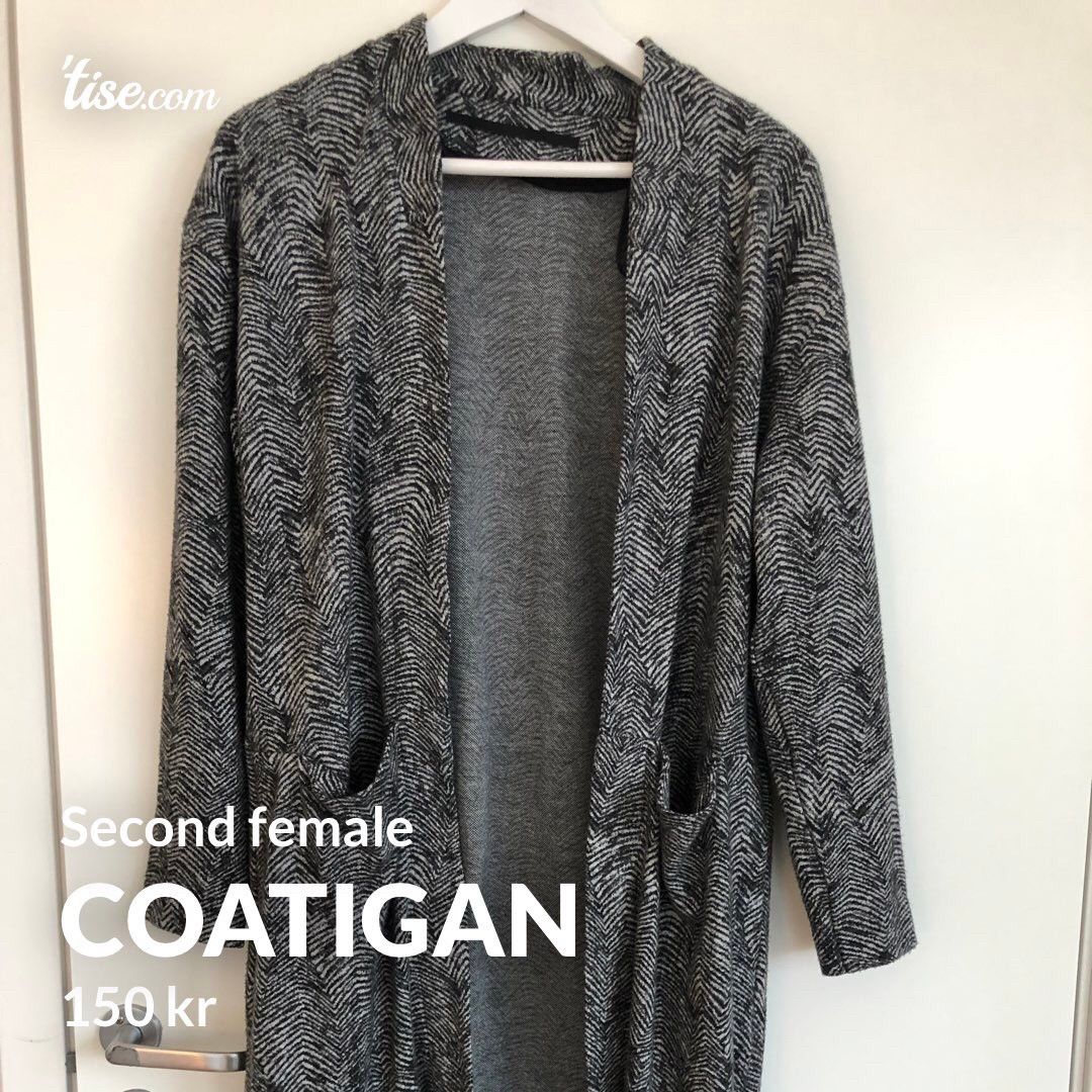 Lang jakke Oleana.no | Lang cardigan, Cardigan, Silkebluse Lang jakke Oleana.no | Lang cardigan, Cardigan, Silkebluse