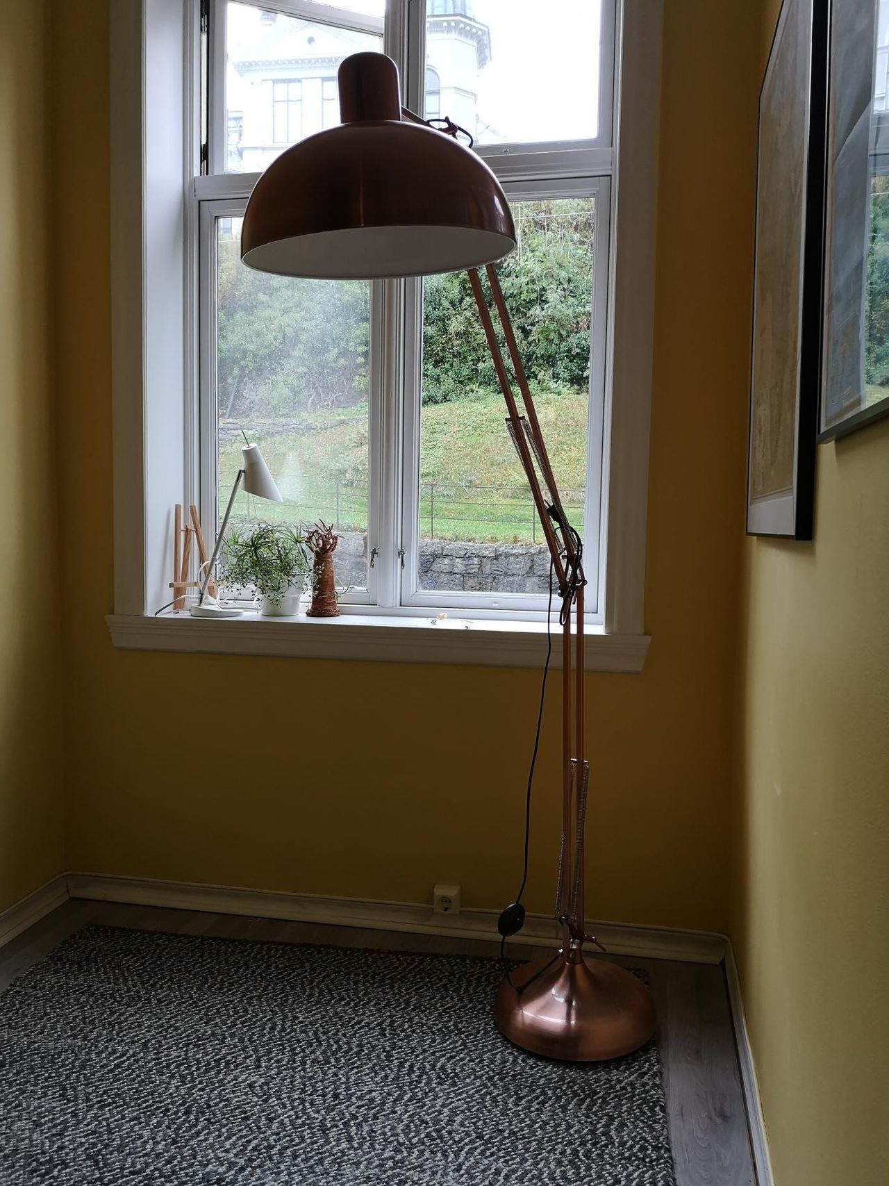 Diverse lamper | FINN.no Gulvlampe XXL 190cm Oker | Kremmerhuset