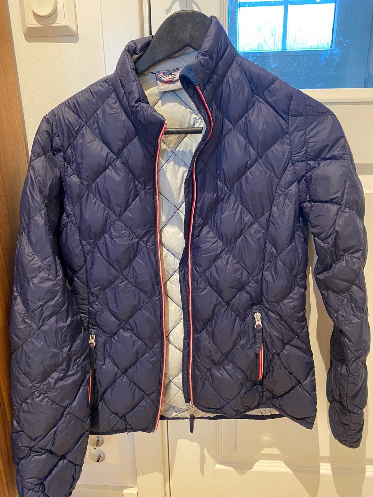 lett dunjakke strl 36 | FINN.no Lett dunjakke fra Artic North | FINN.no