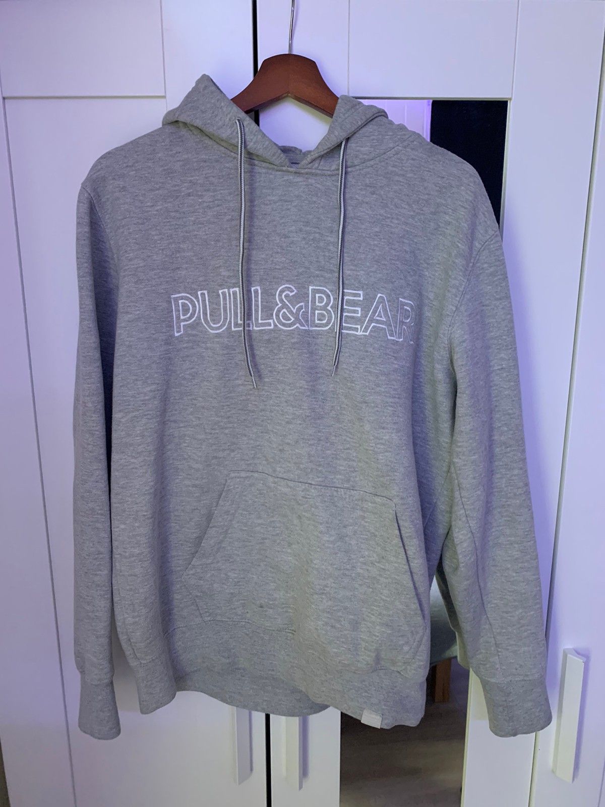 Pull&Bear hettegenser | FINN.no Pull & bear genser str L | FINN.no