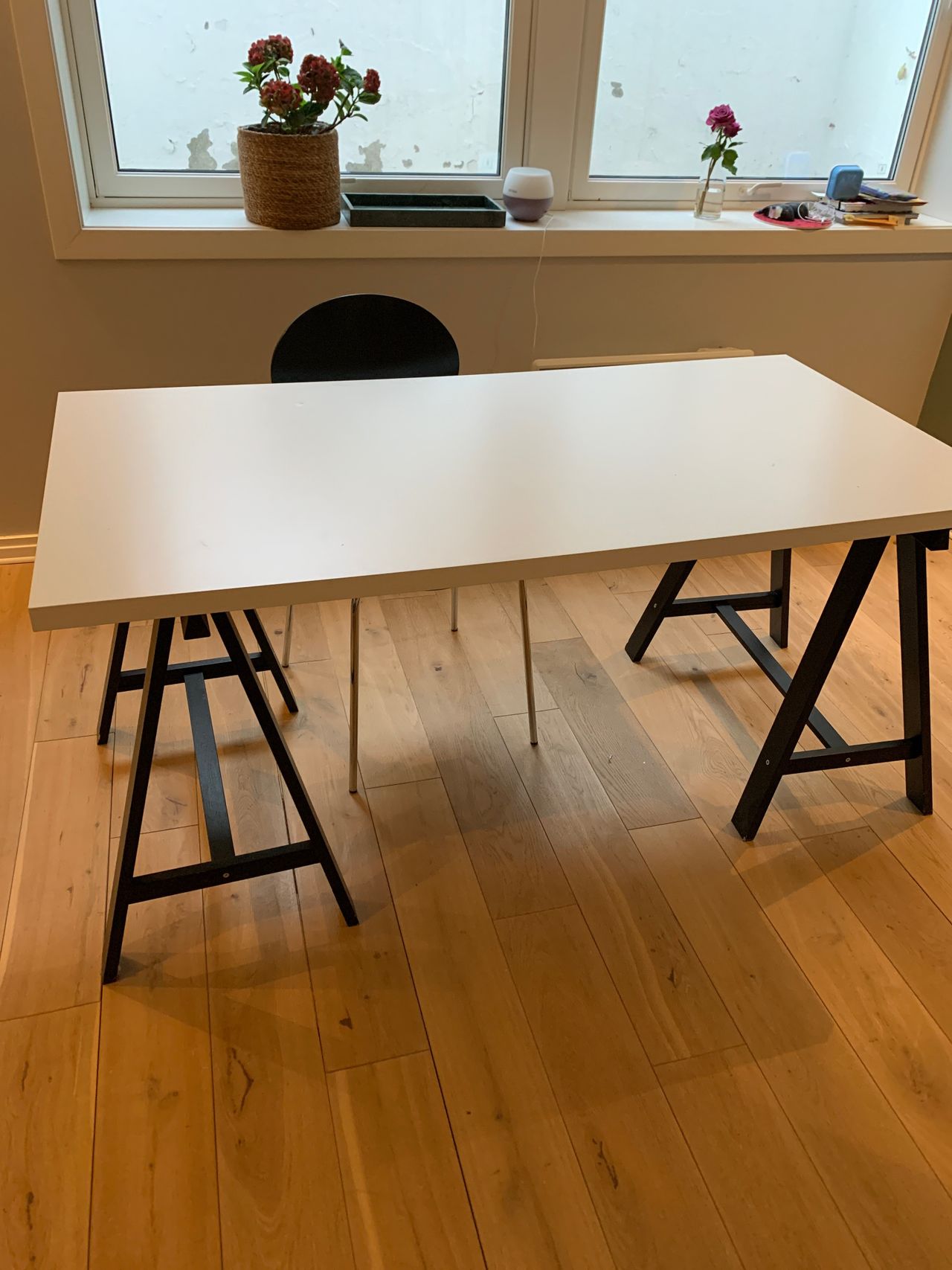 Skrivebord gis bort Kjøpe, selge og utveksle annonser de Skrivebord gis bort mot Kjøpe, selge og utveksle annonser