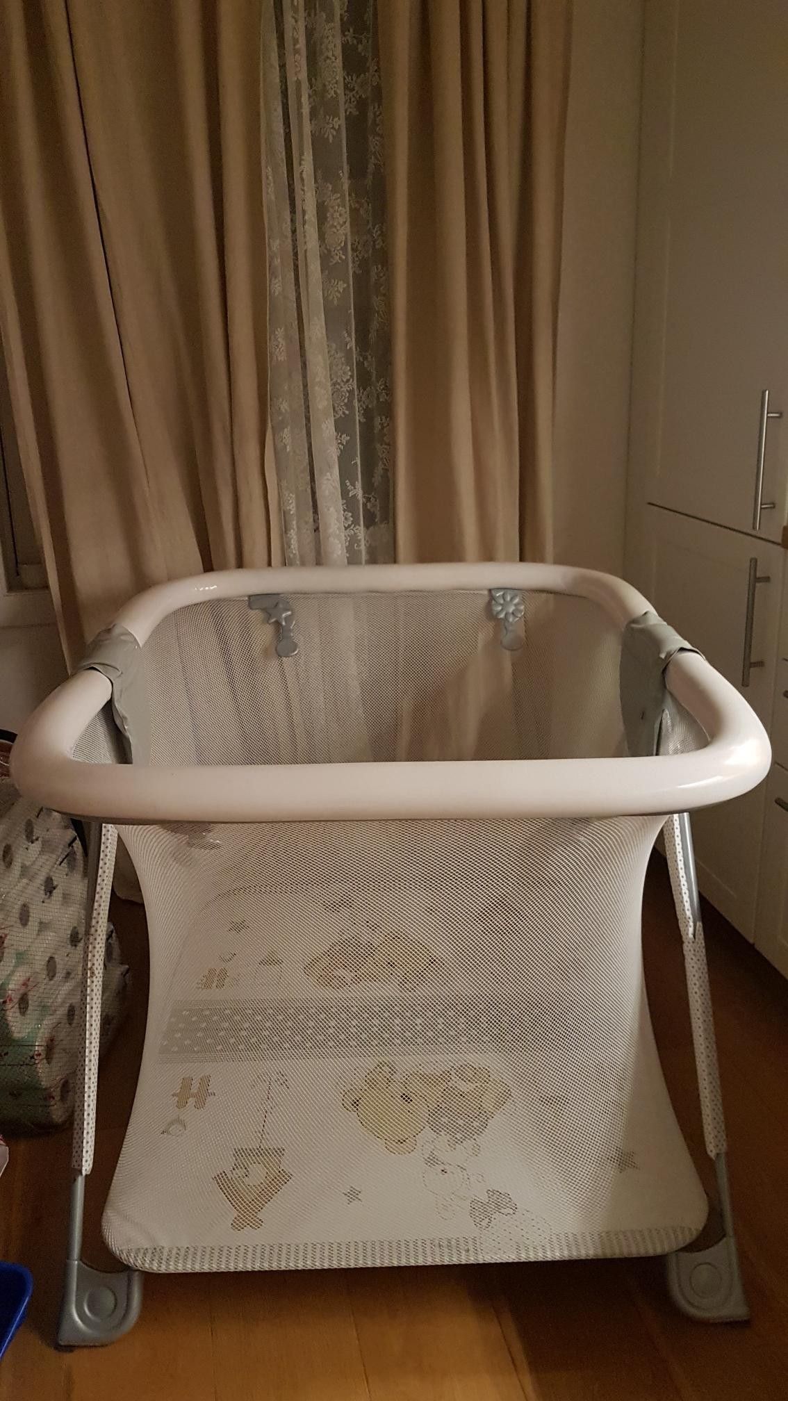 Sammenleggbar lekegrind Primi Sogni | FINN.no Primi Sogni spisestol | FINN.no